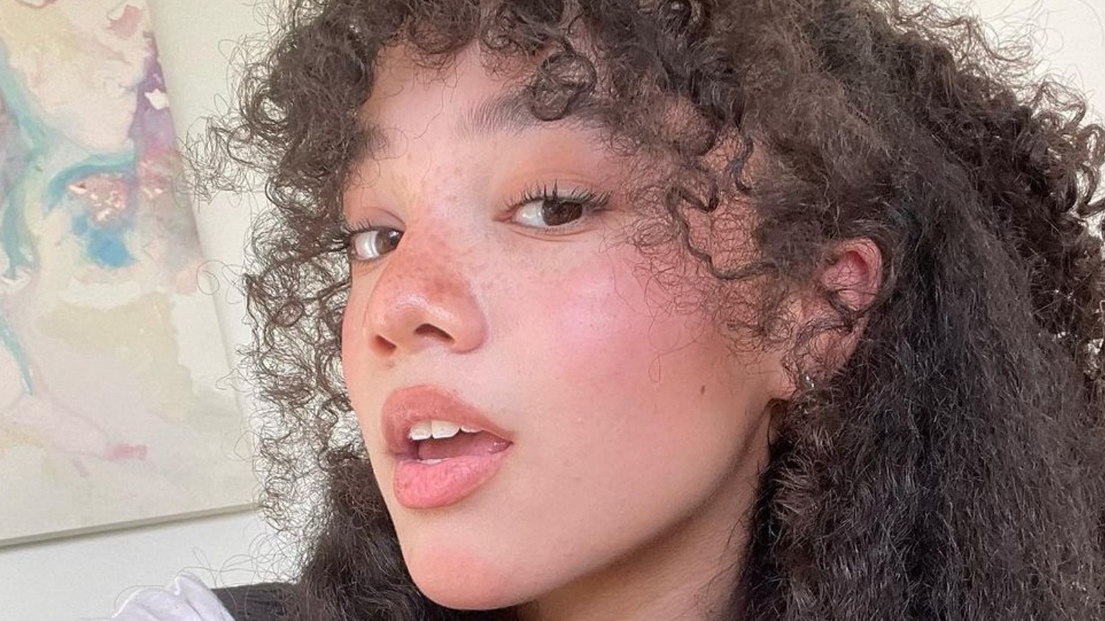 Malia Baker Reveals What It's Really Like Working With Alicia Silverstone