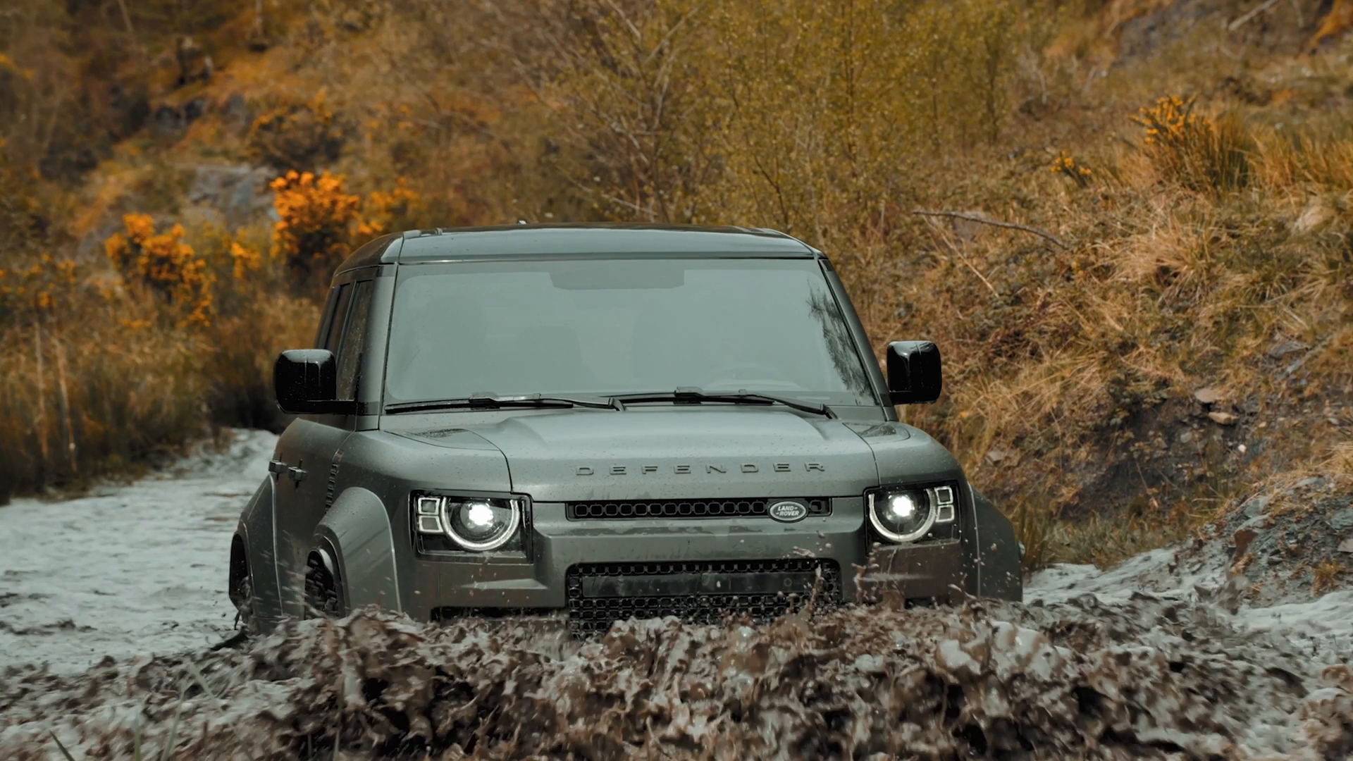 2025 Land Rover Defender. OCTA Brooklyn, NY