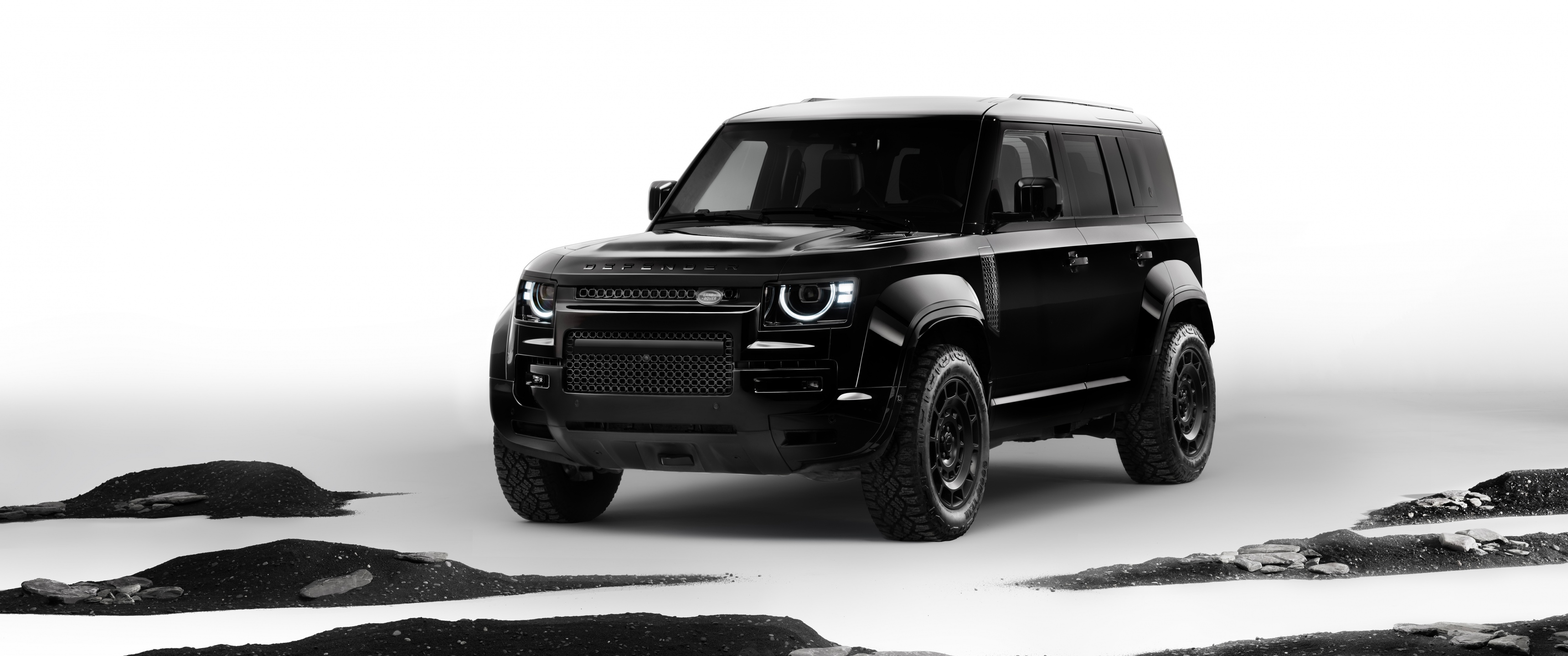 Land Rover Defender OCTA Wallpaper 4K, Black Edition, 2025, 5K