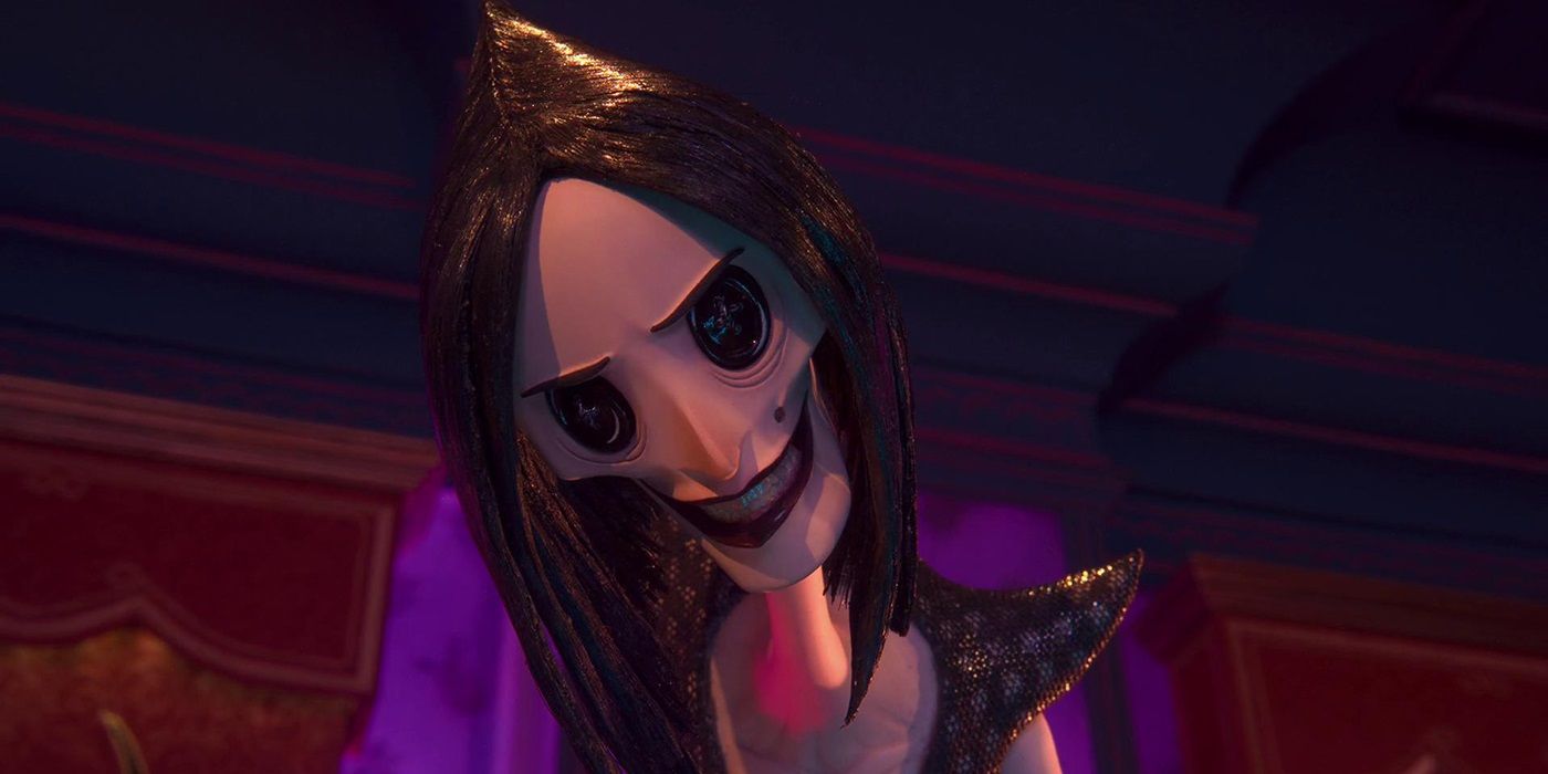 Coraline's The Other Mother Gets A Terrifying Realistic Cosplay