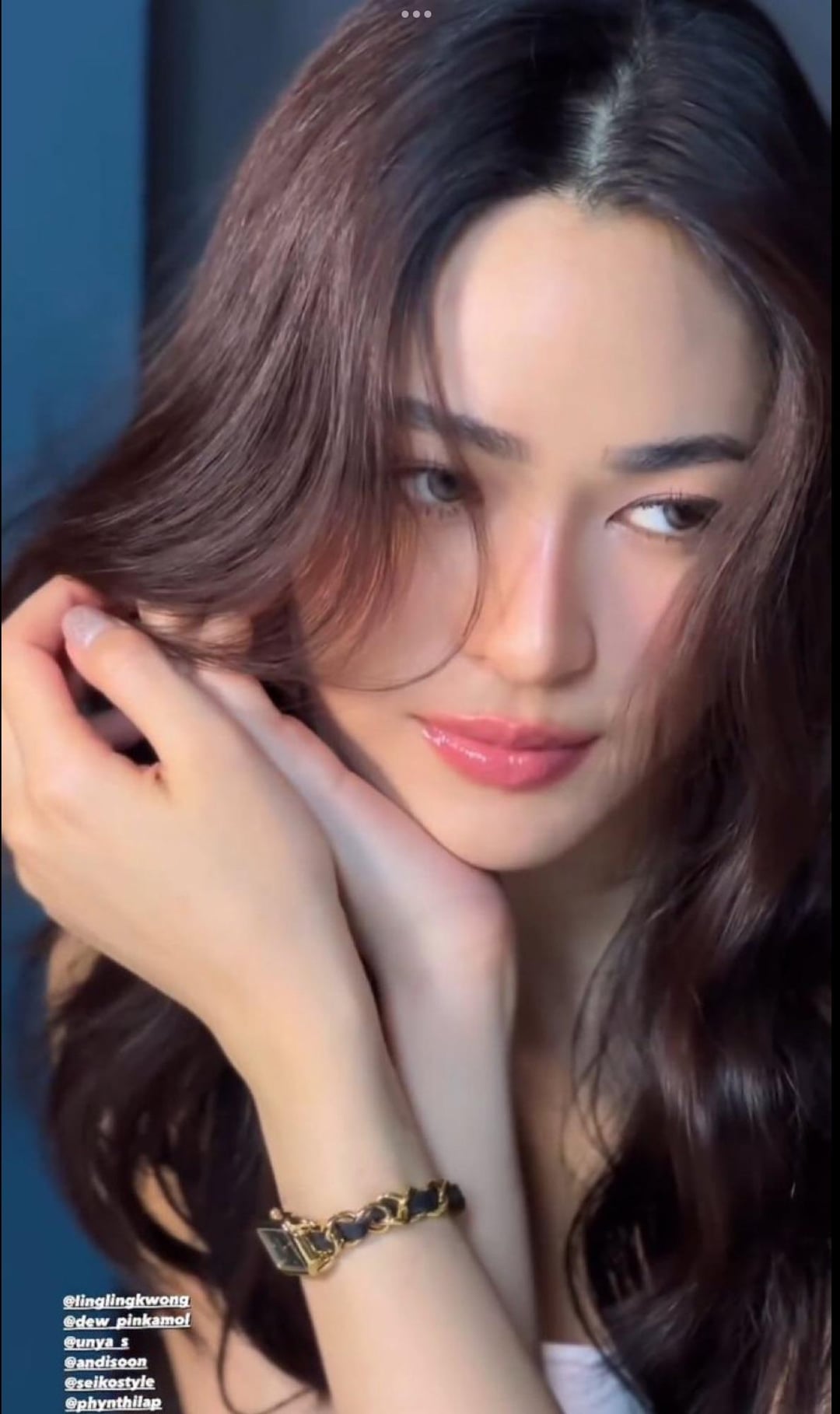 A few questions about Lingling's face