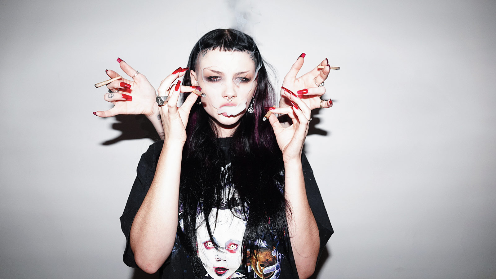 How Zheani Came to Hate People on the Internet