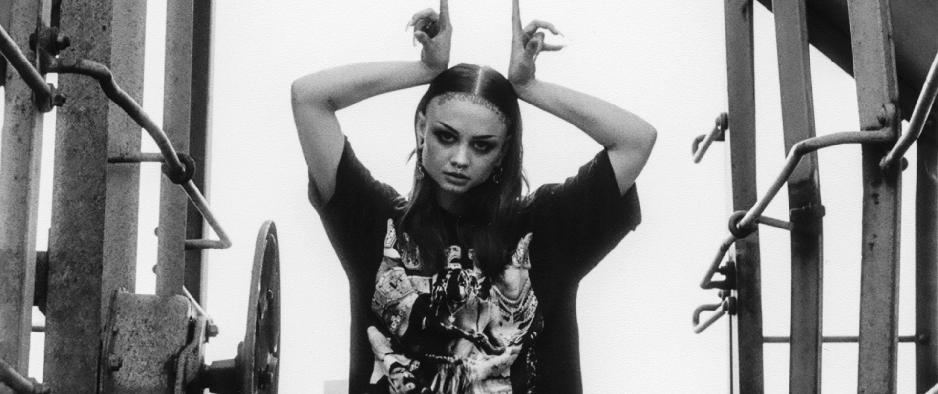 Meet Zheani: Fairy Trap Artist Inspired by Metal, Drawing on Troubled Past