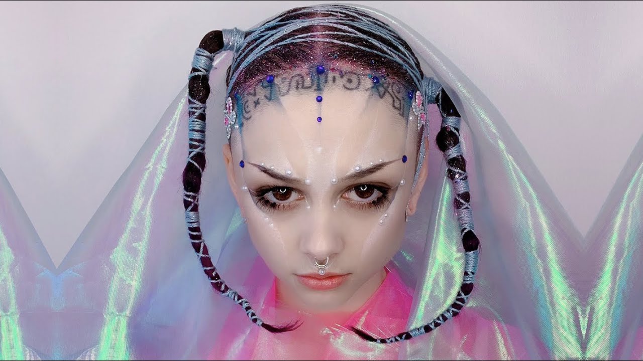 Lulu: Song Lyrics, Music Videos & Concerts