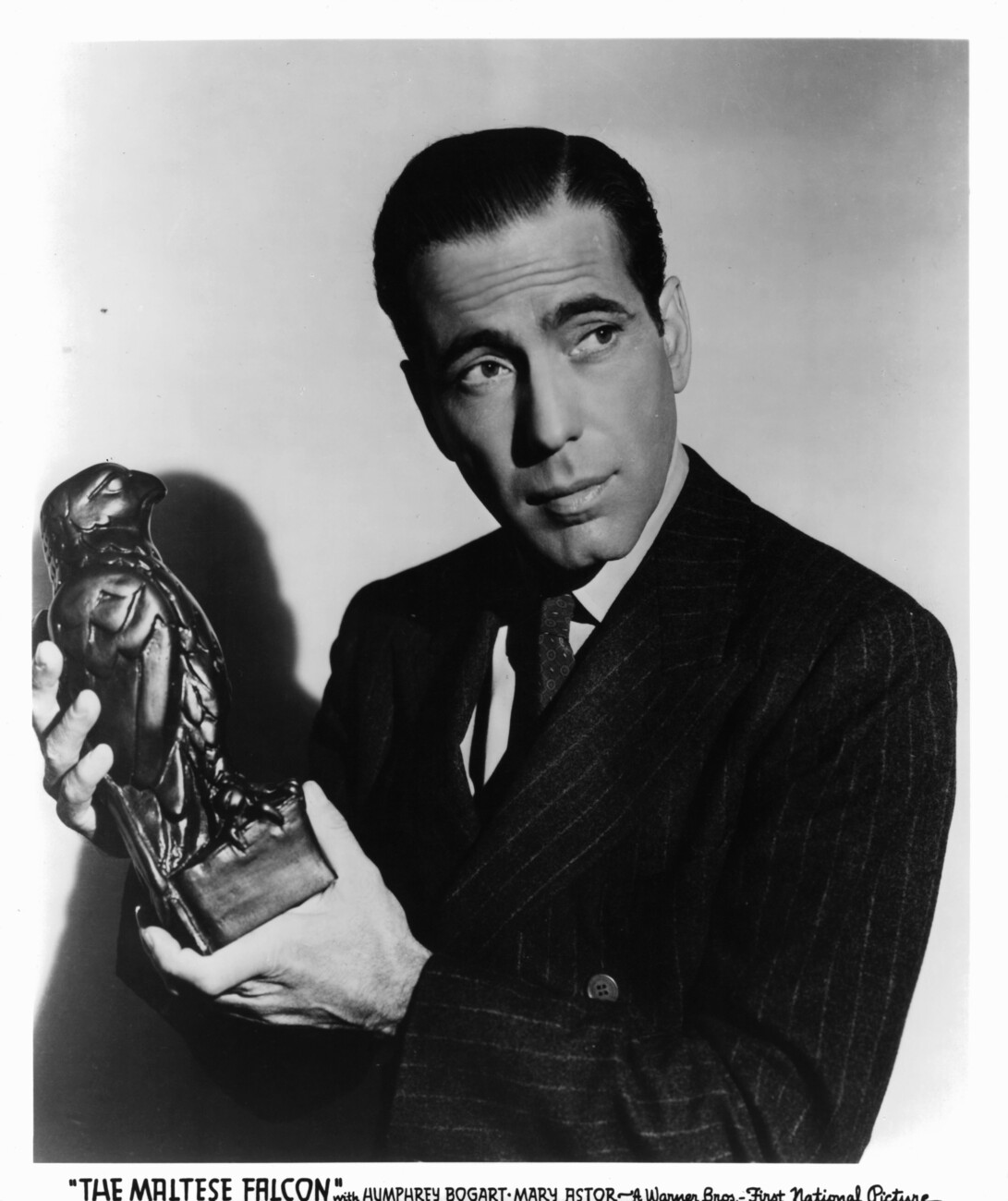 Humphrey Bogart In 'The Maltese Falcon', Archive Photo. Posters, Art Prints, Wall Murals. +250 000 motifs