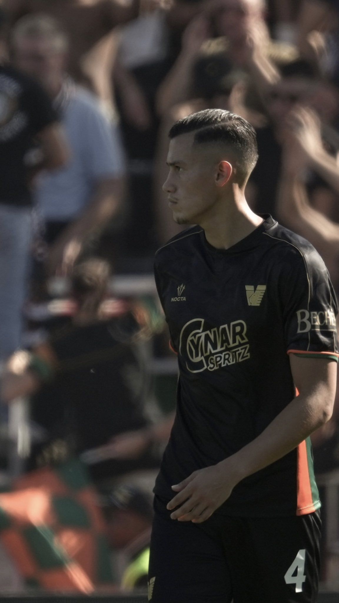 ide jay idzes dan sepak bola untuk disimpan hari ini. atlet, orang sepak bola, pemain sepak bola, dan lainnya