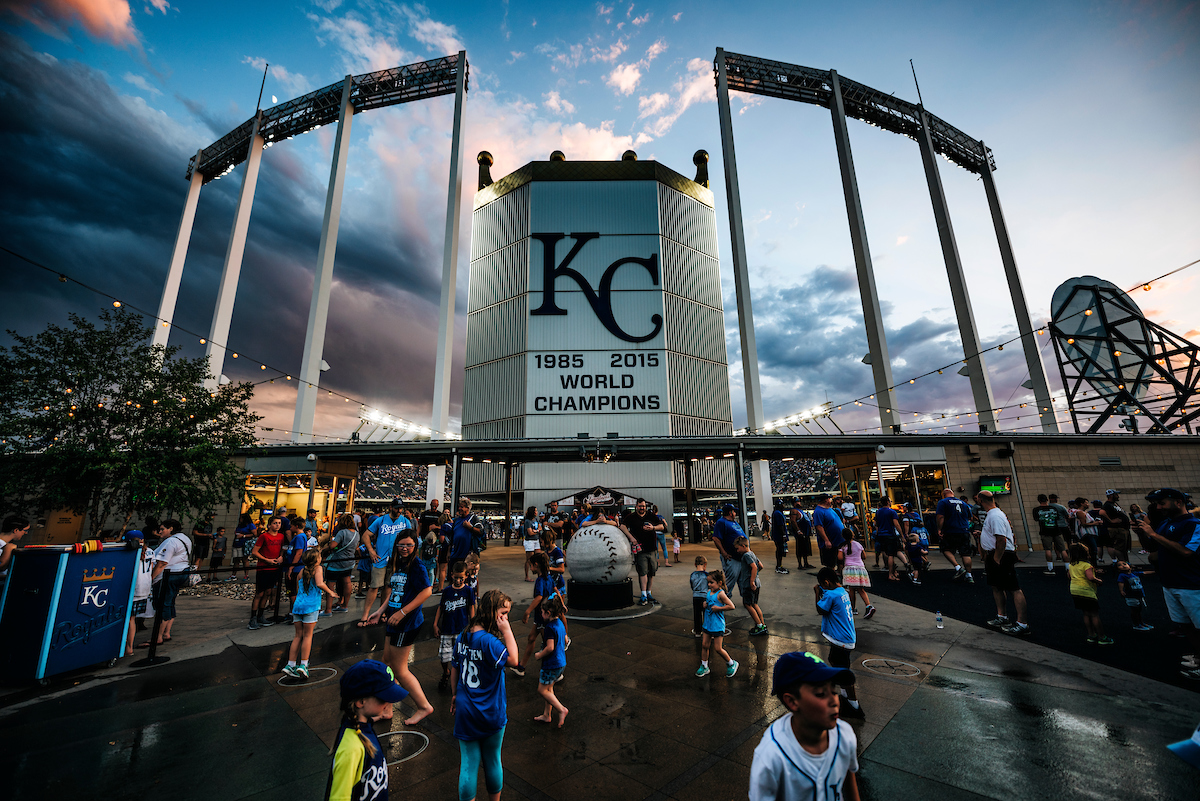 KANSAS CITY ROYALS GAME AT KAUFFMAN STADIUM