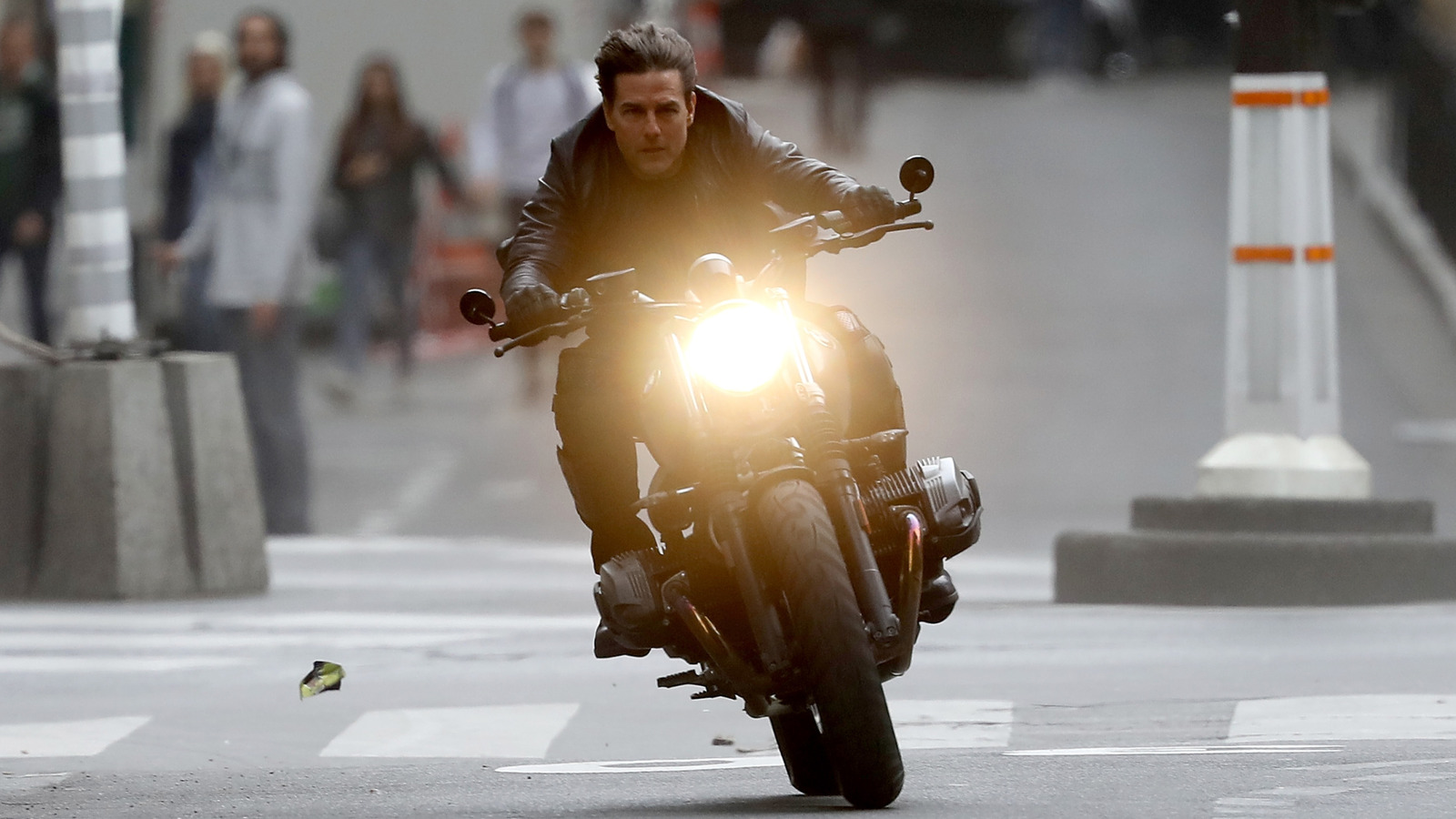 Coolest Motorcycles Tom Cruise Has Ever Ridden In Movies