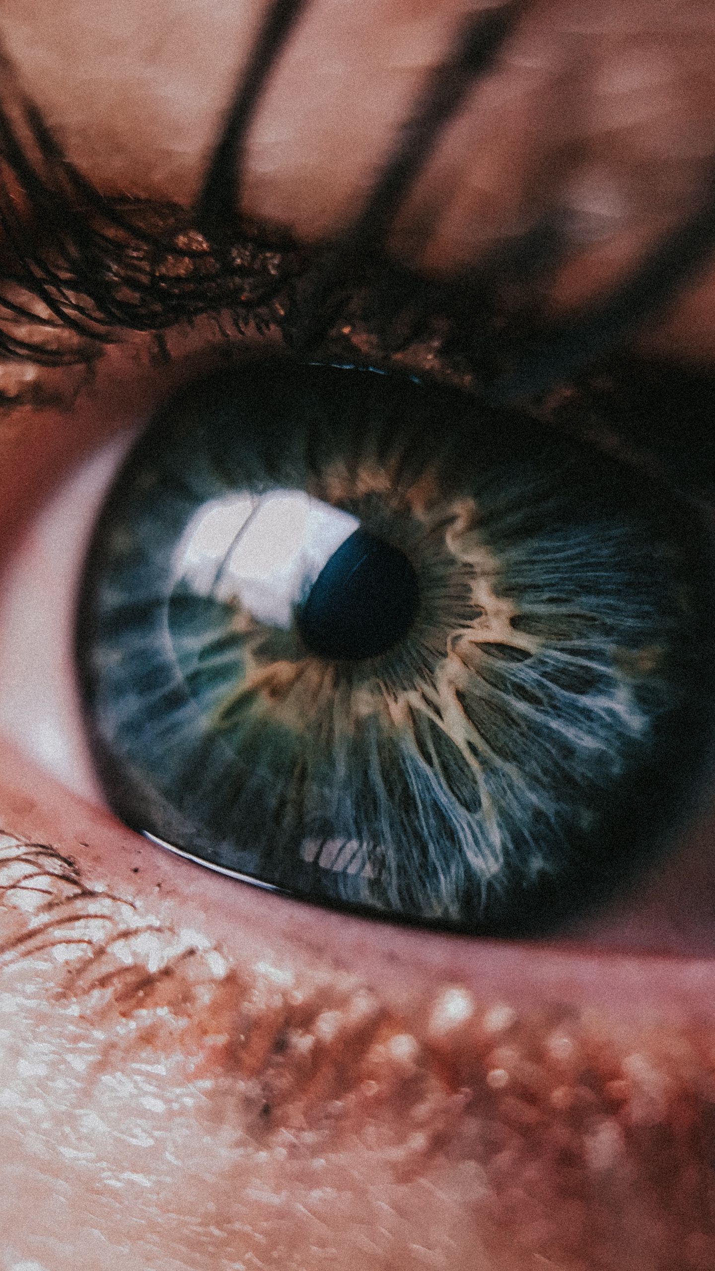 Download wallpaper 1440x2560 eye, pupil, closeup, highlight, eyelashes, eyelids qhd samsung galaxy s6, s7, edge, note, lg g4 HD background
