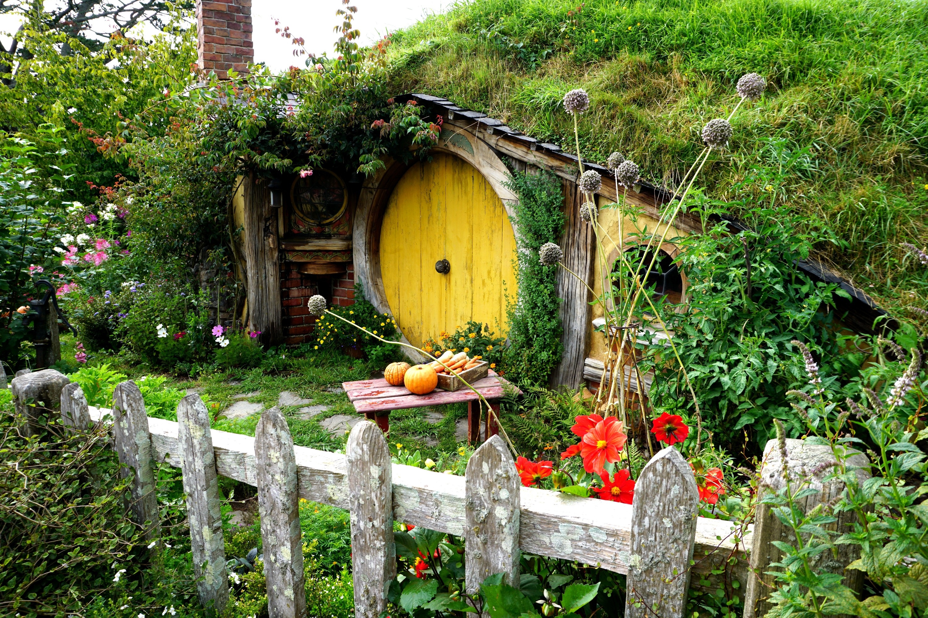 Hobbiton Wallpaper