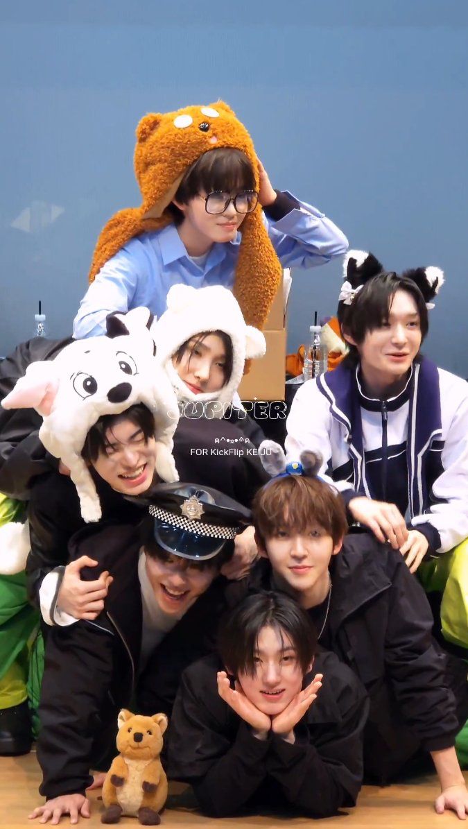 Discover 43 Kickflip ✨ ideas on this board. boy groups, kicks, kpop and more