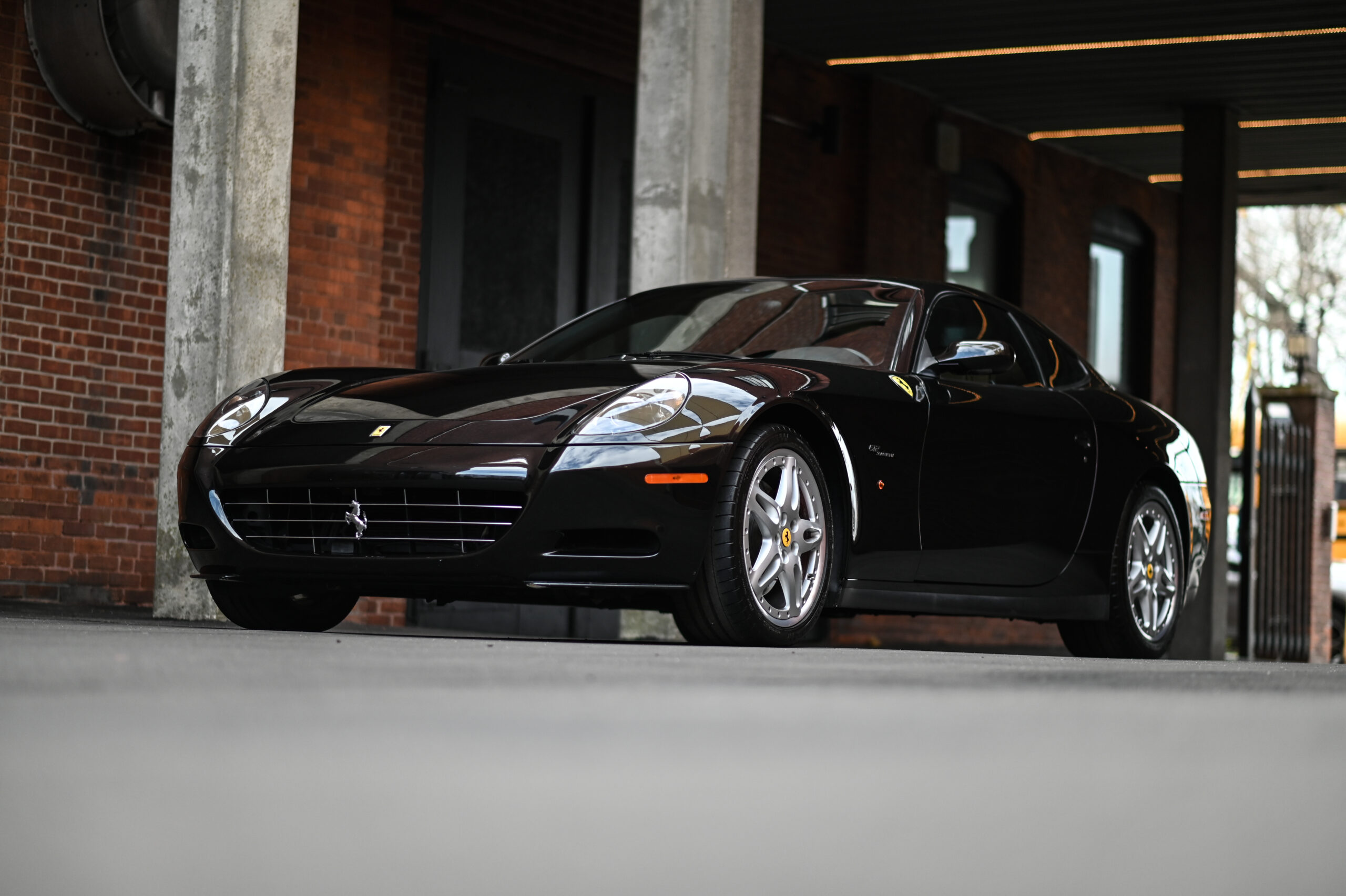 Ferrari 612 Scaglietti Horse Garage