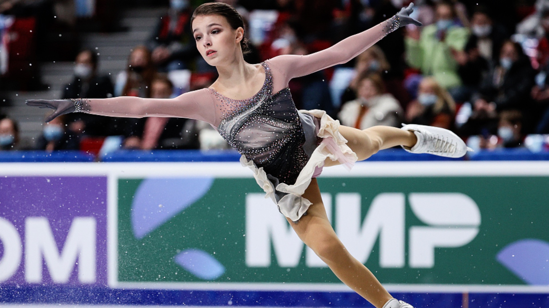 Russian figure skater Shcherbakova looks forward to first Winter Games