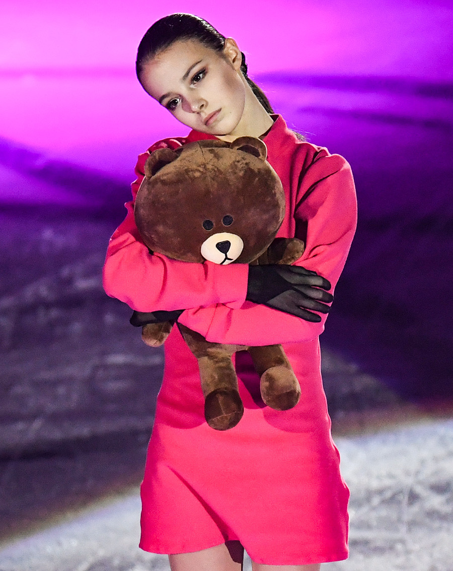 Meet Anna Shcherbakova, Russia's newest (and most relentless) Figure Skating World Champion (PHOTOS)