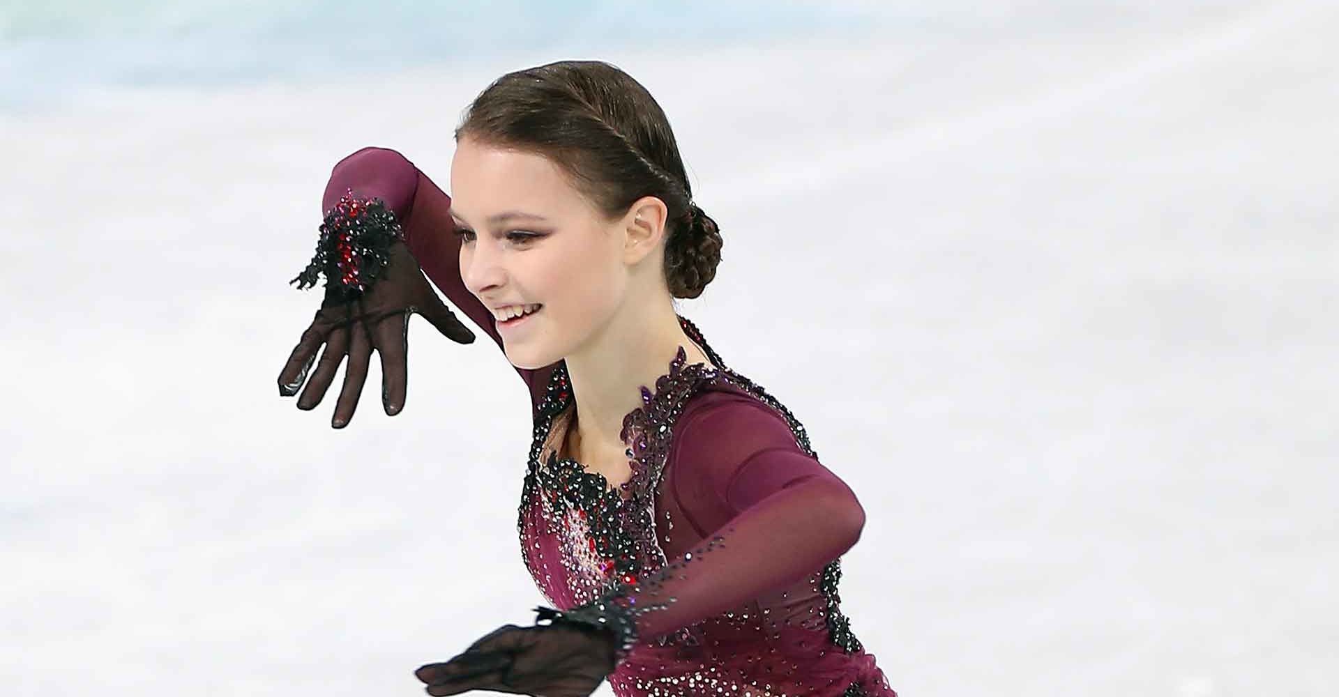 Anna Shcherbakova of ROC takes gold amid emotional reaction from competitors Skaters Online