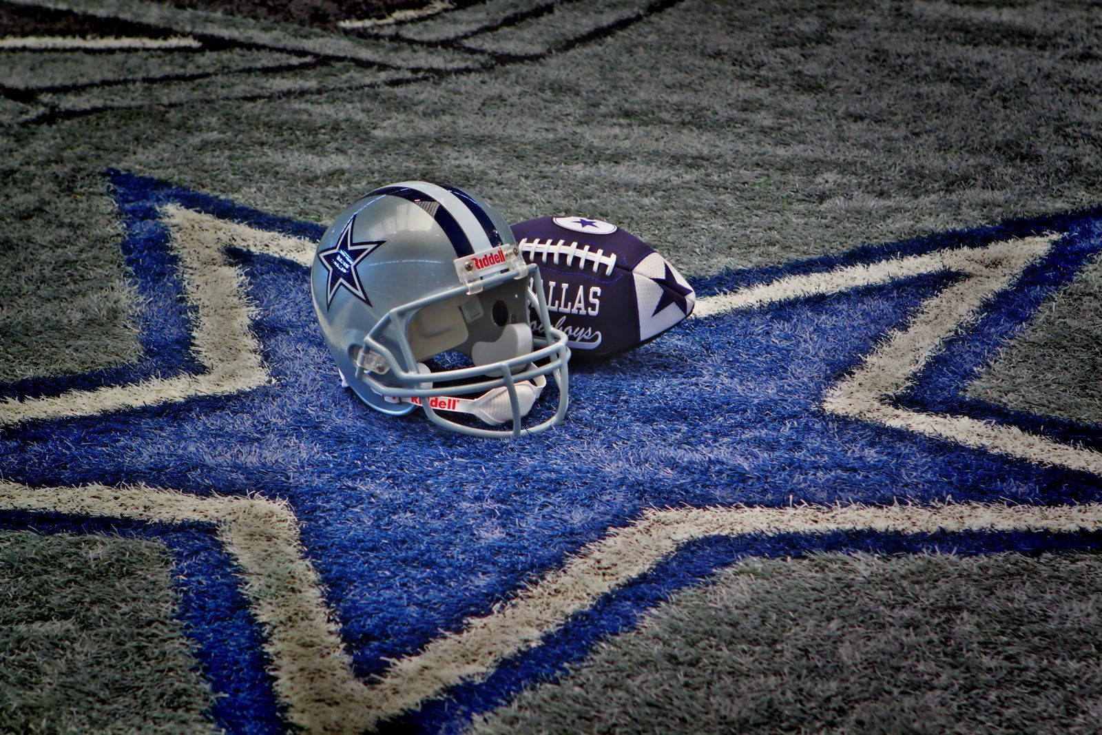 Download Dallas Cowboys Football Helmet Wallpaper