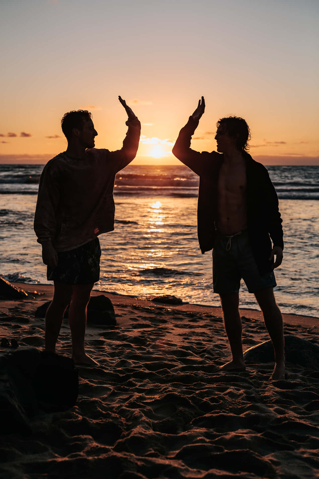 Download Friendly High Five Wallpaper