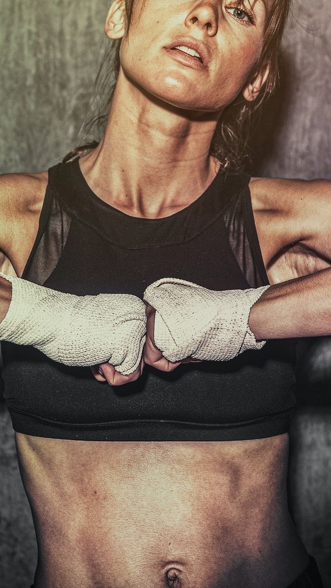 Download premium image of Woman with a strong body mobile wallpaper by Roungroat about mobile wallpaper, iphone wallpaper, instagram story, person, and sport 2907928