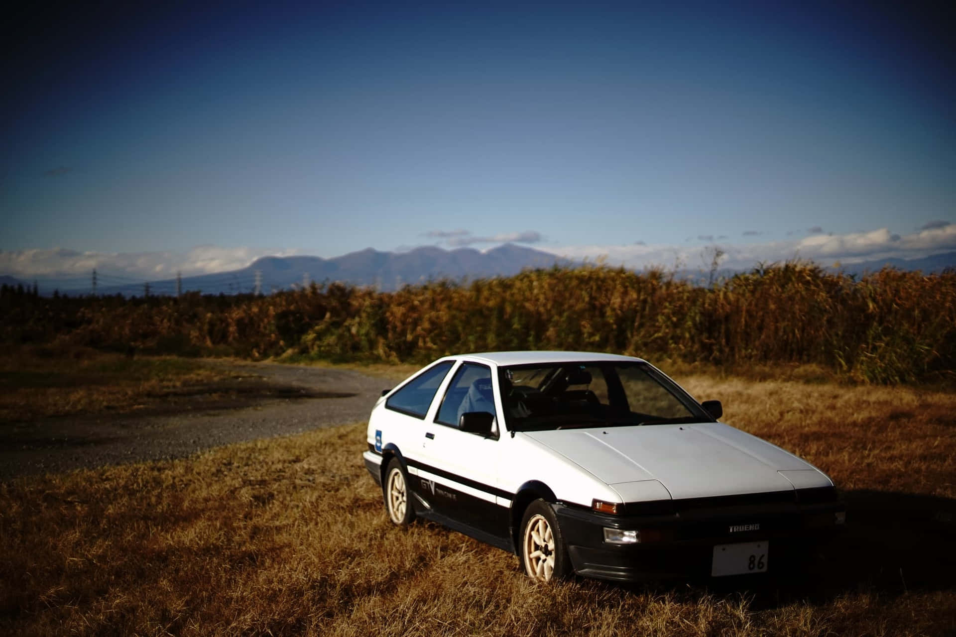 Download Iconic Toyota Sprinter Trueno AE86 Wallpaper