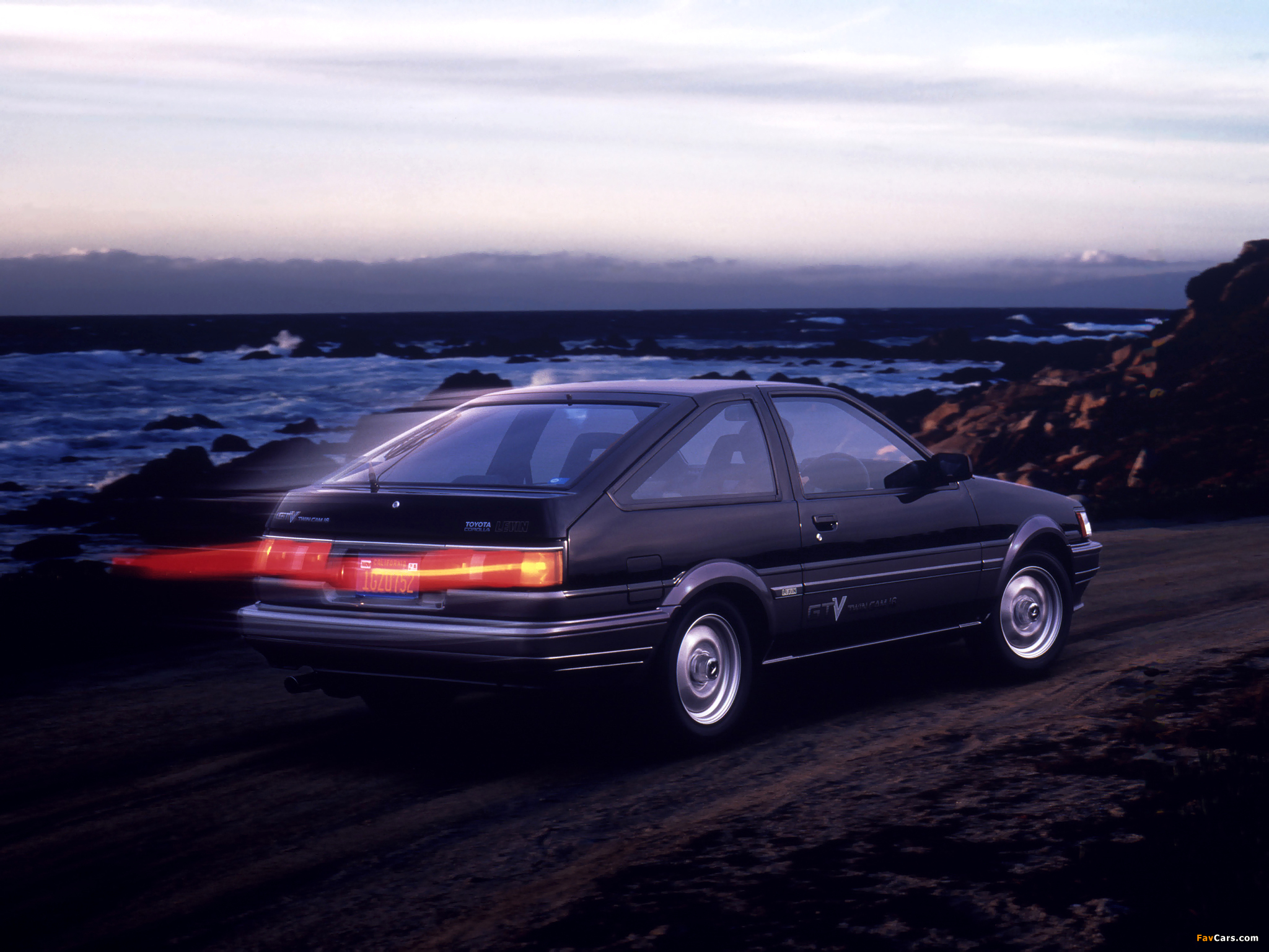 Toyota Corolla Levin GTV 3 Door (AE86) 1985–87 Wallpaper (2048x1536)