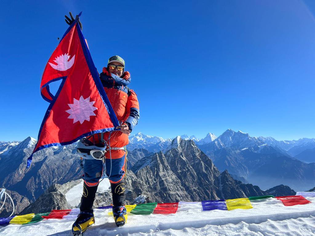 Nepalese Team Opens Another 6,000'er For Potential Trekkers Explorersweb