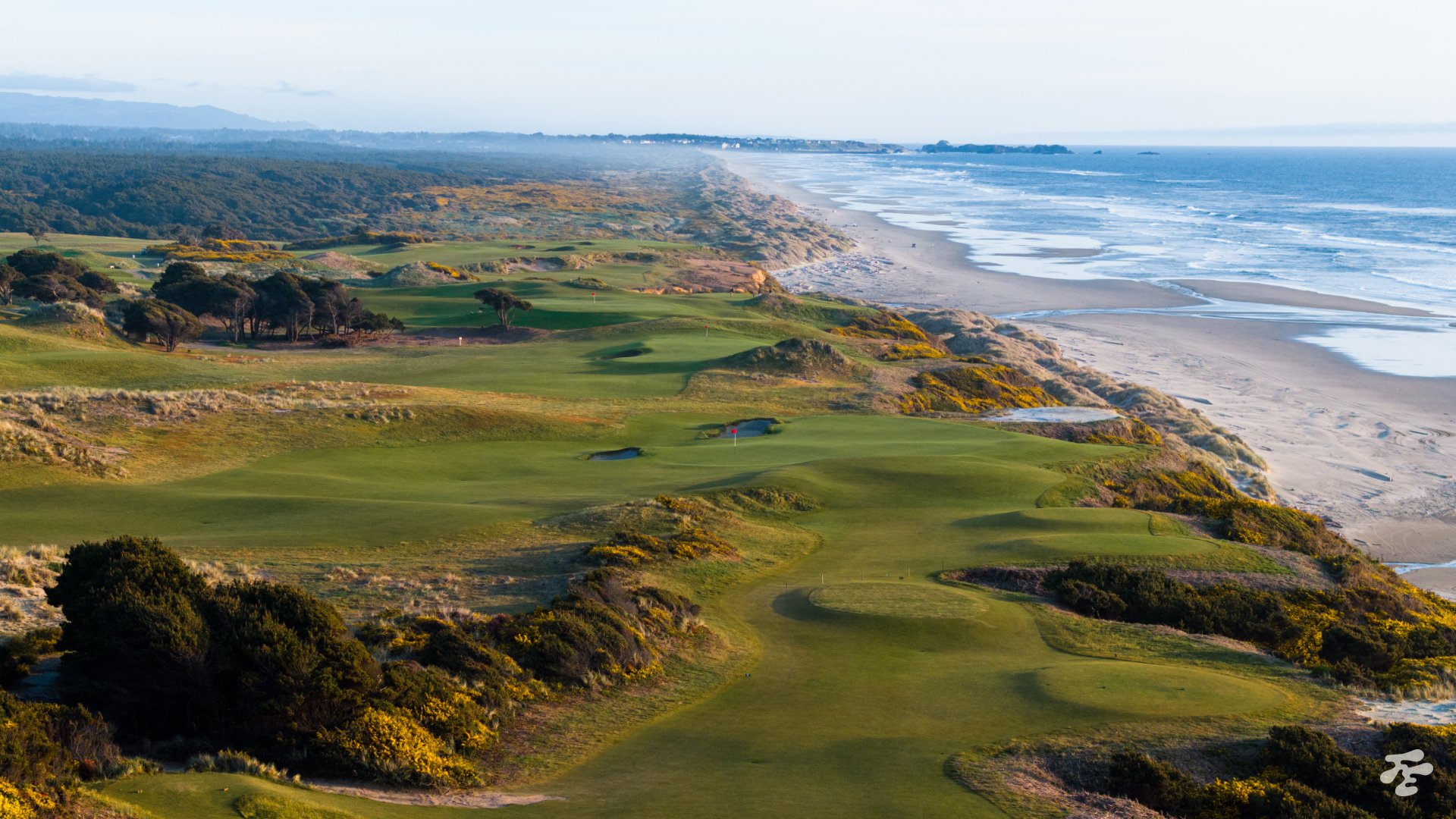 Fried Egg Golf the beauty of Bandon Dunes. Enjoy 15% off these prints and more in June by using the code BANDONDUNES in our Pro Shop! ➡️
