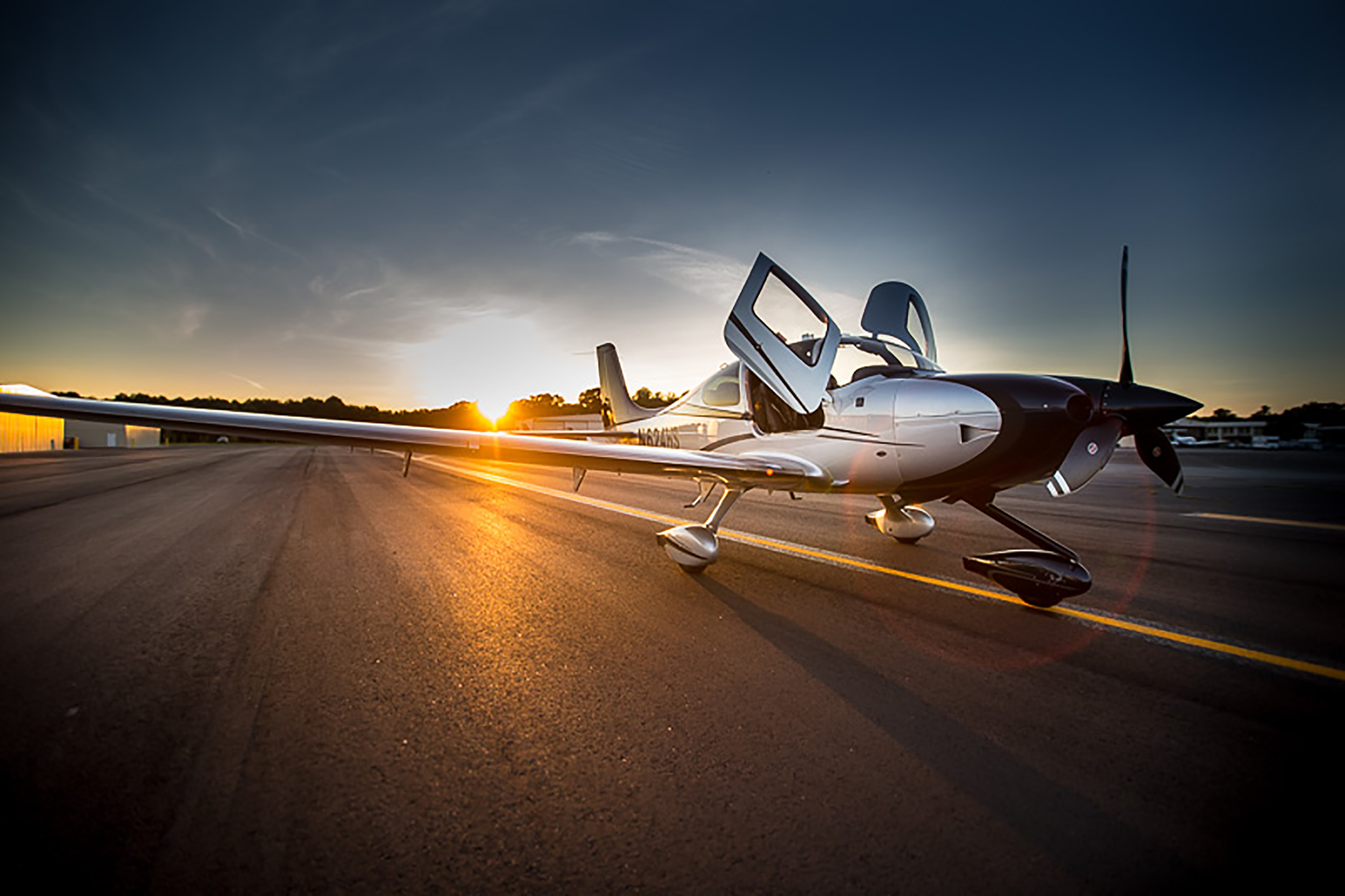 Texas Top Aviation Airplanes & Aircraft Trainingcirrus Sr22 Sunset Top Aviation Airplanes & Aircraft Training