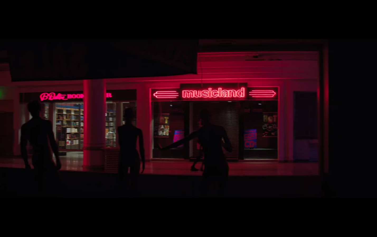 FEAR STREET PART 1: 1994's Best '90s References