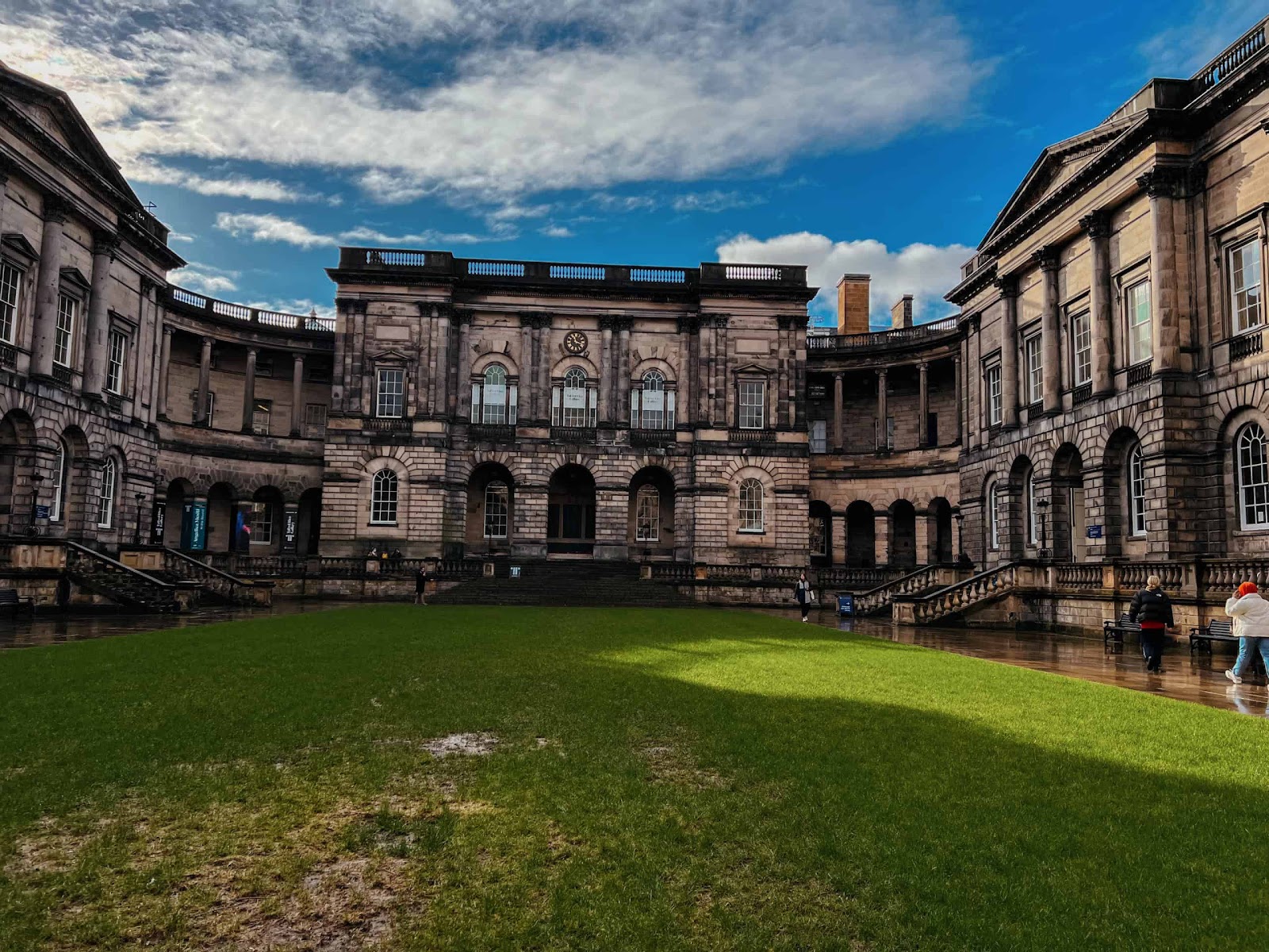 Harry Potter Guide to Edinburgh in Between