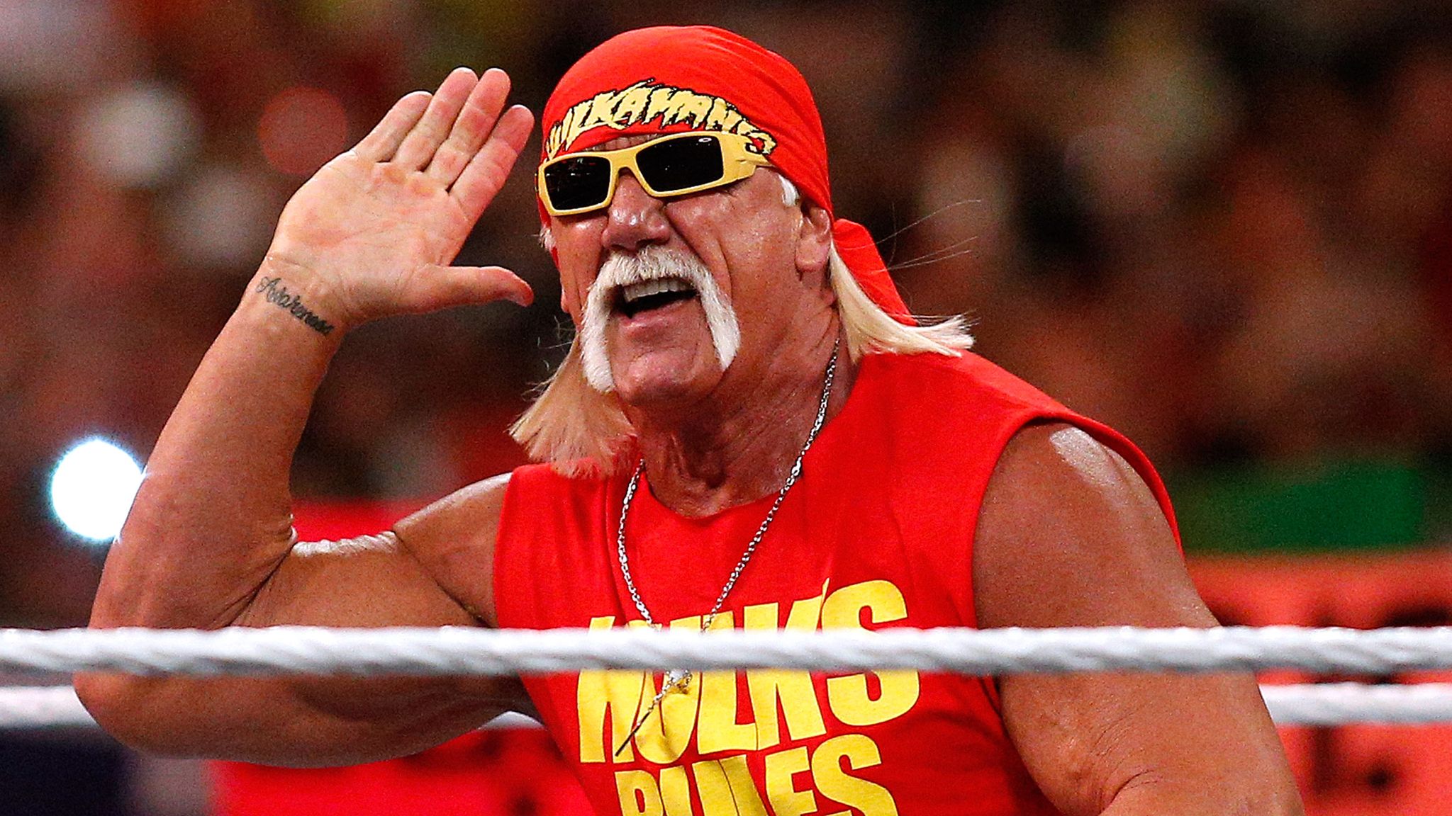Hulk Hogan: Wrestling legend dies aged 71