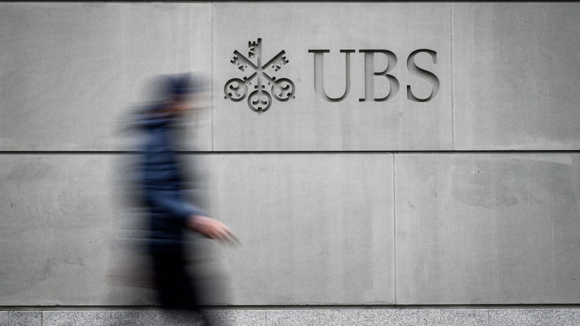 UBS issues a warning on earnings