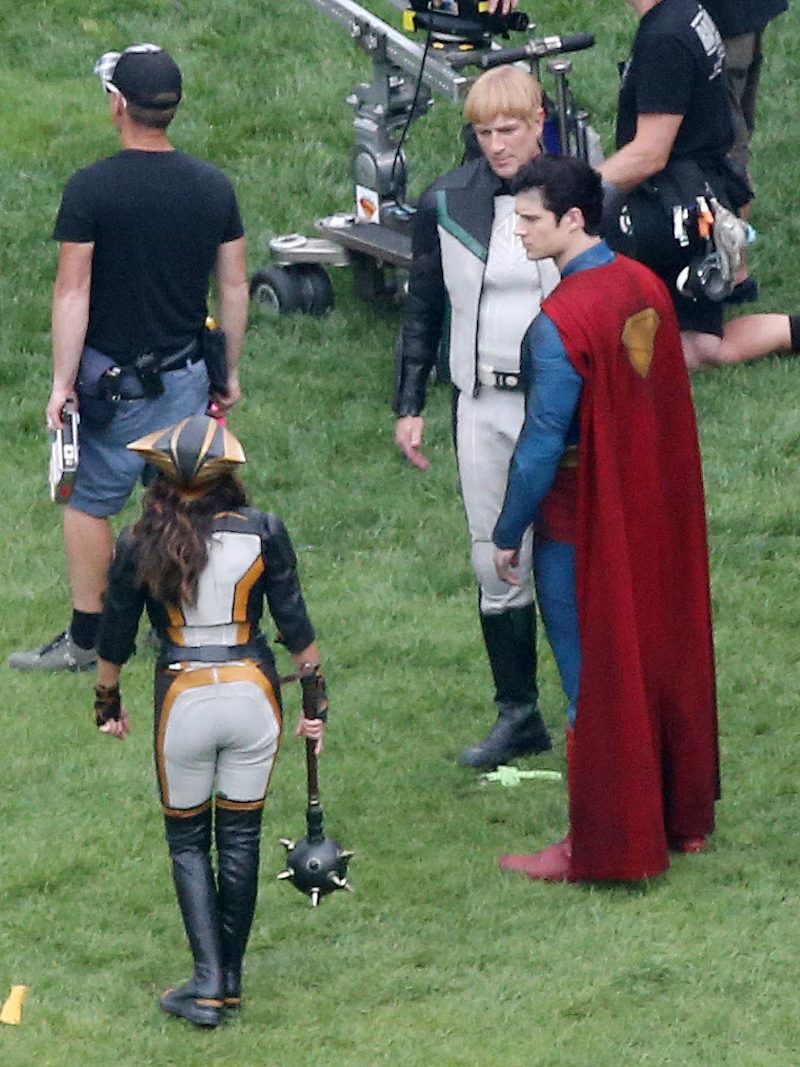 New Superman Image Reveal Green Lantern and Hawkgirl + Gamers