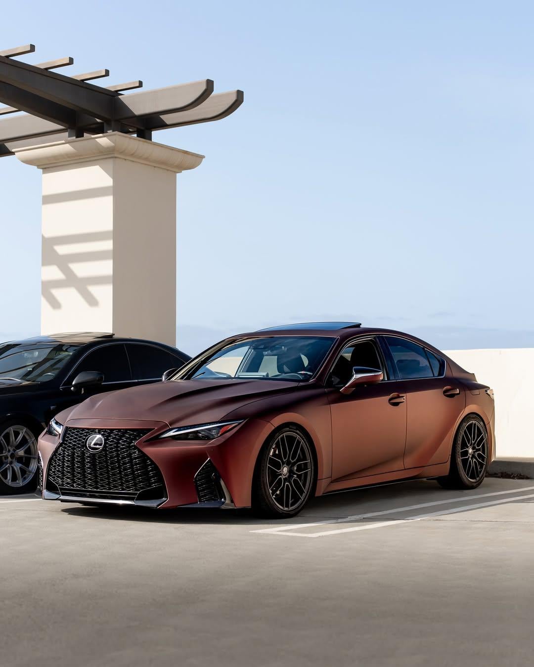 Lexus IS500 [1080x1350]