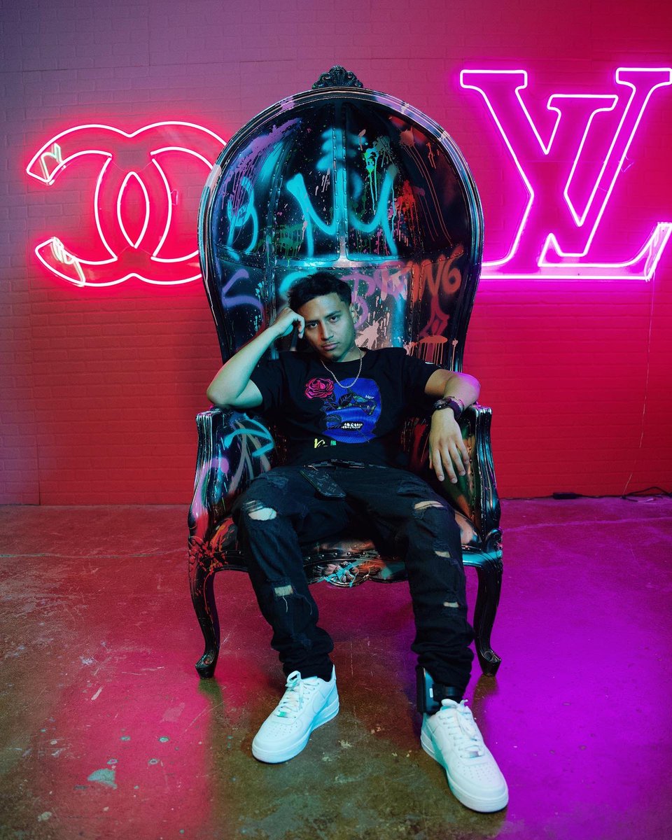 Runik i ain't dead or in jail they can't stop me