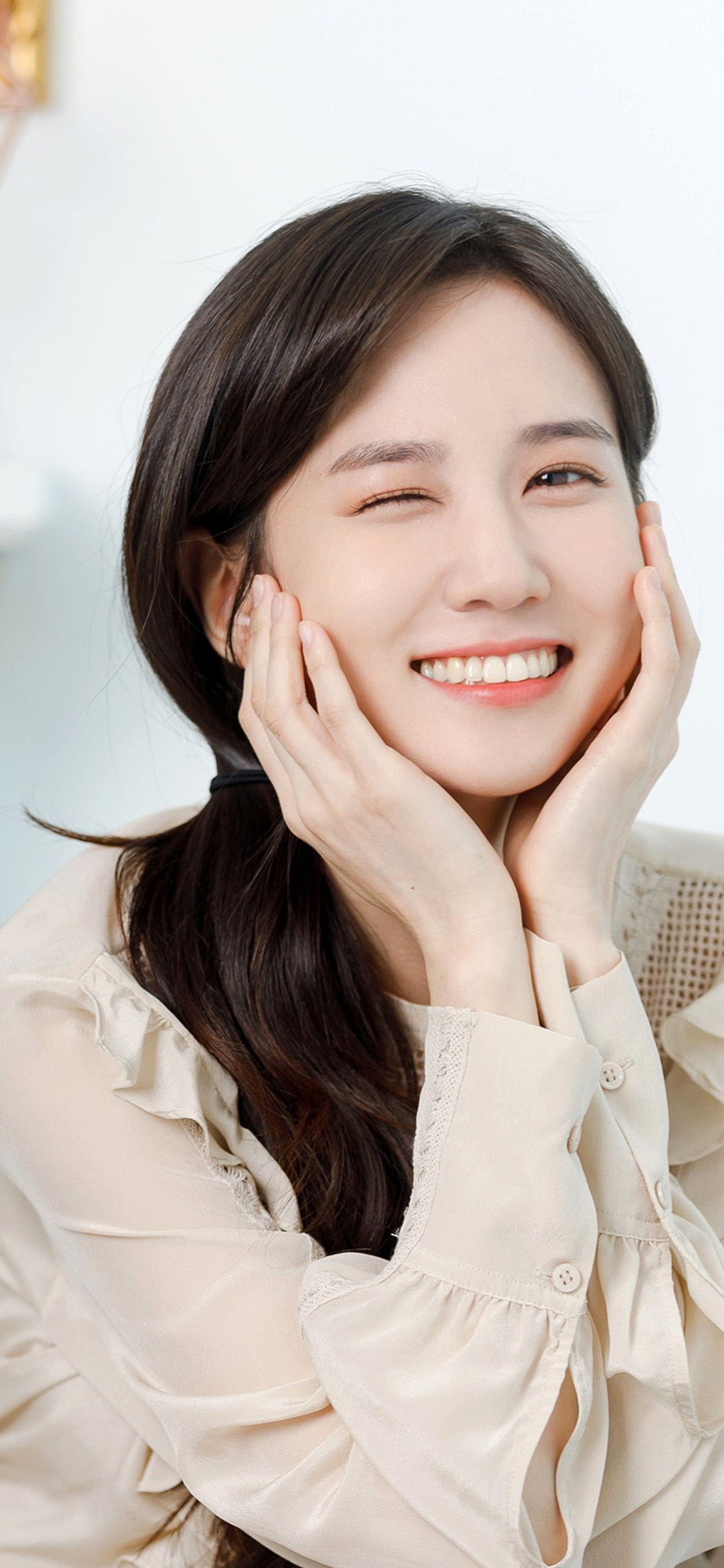 iPhone X wallpaper. cute girl kpop eunbin smile