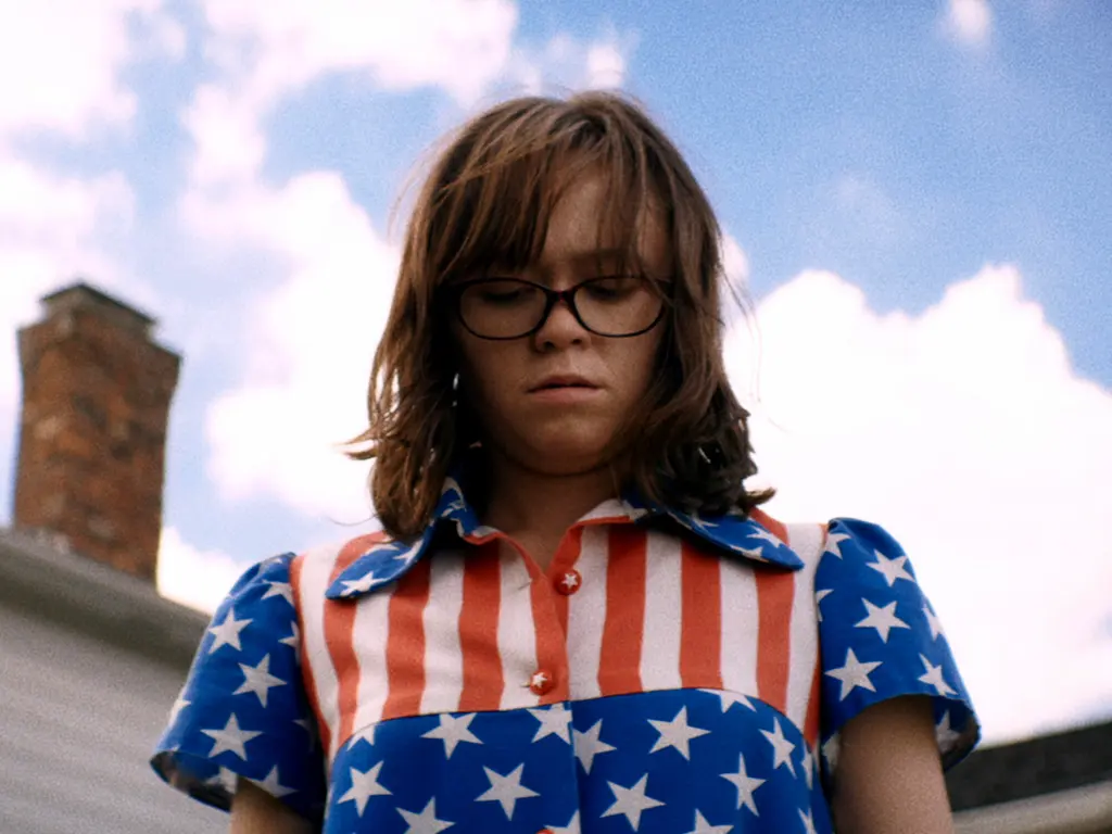 Dinner in America. Little White Lies