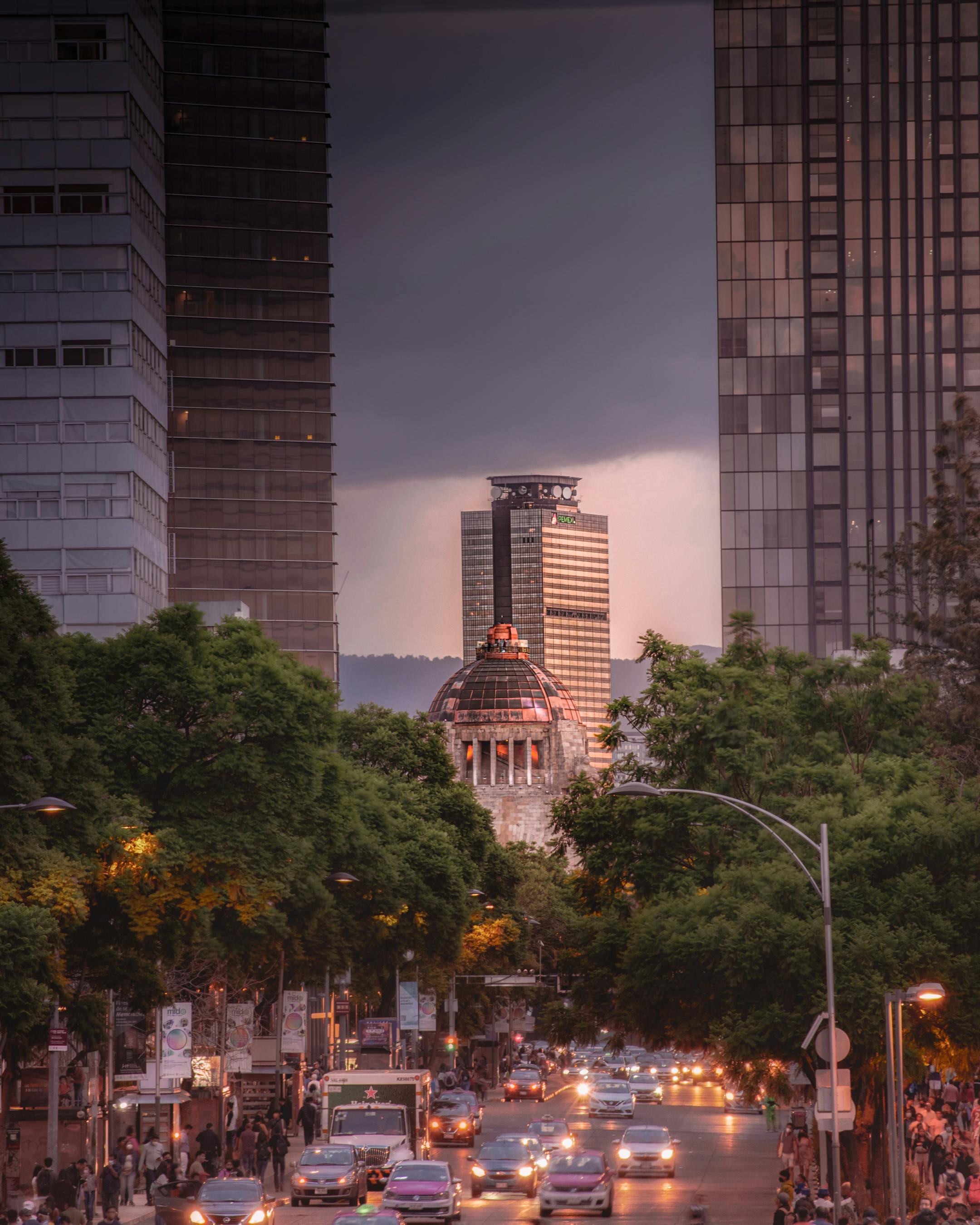 Panorama of a Street in Mexico City with the Monument to the Revolution · Free