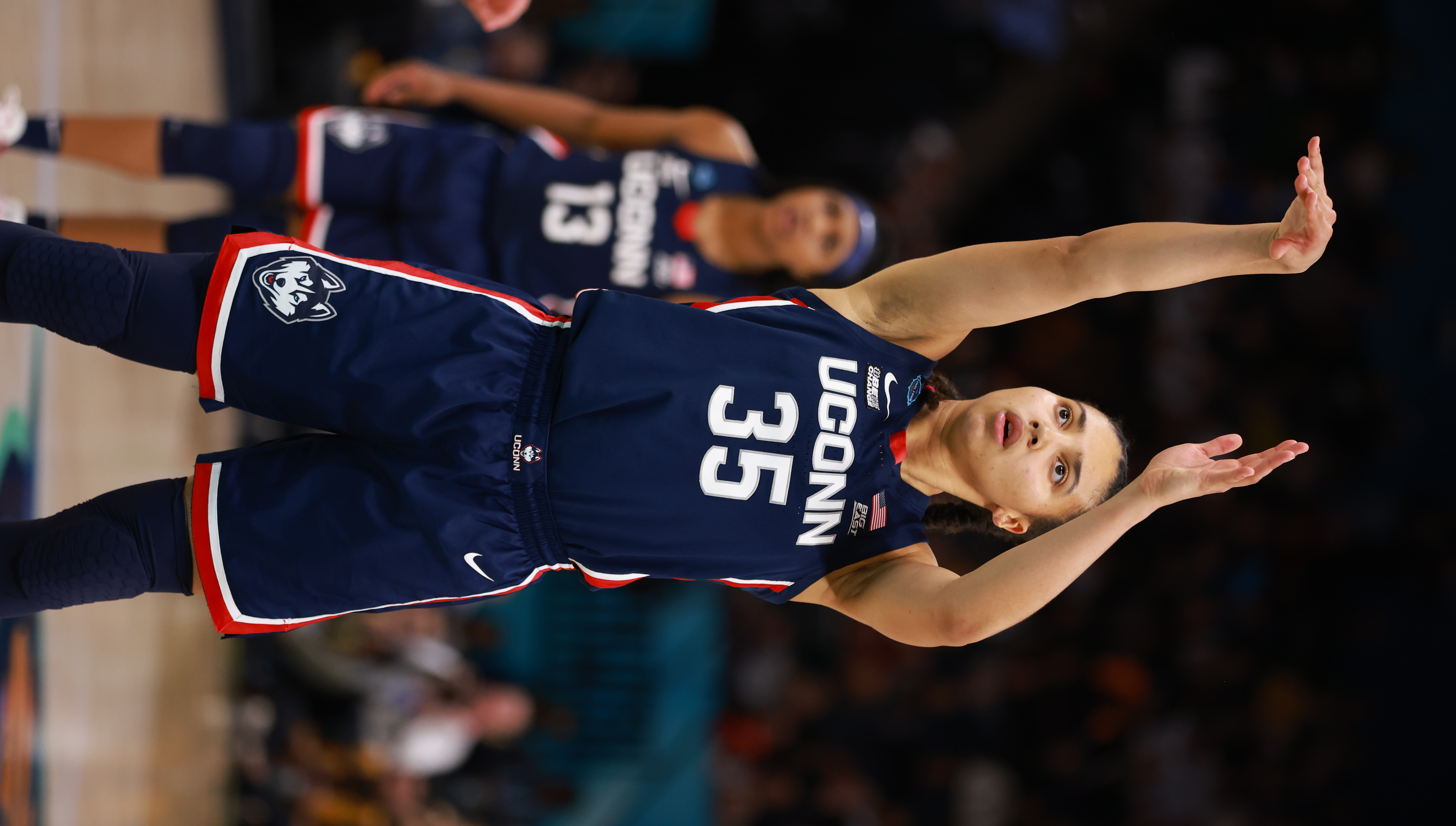 Azzi Fudd free throw (cropped)