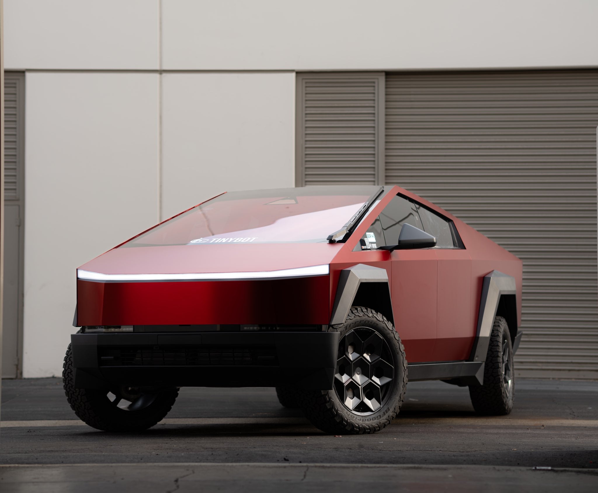 This Iron Man Inspired Tesla Cybertruck Wrap Surprised Everyone