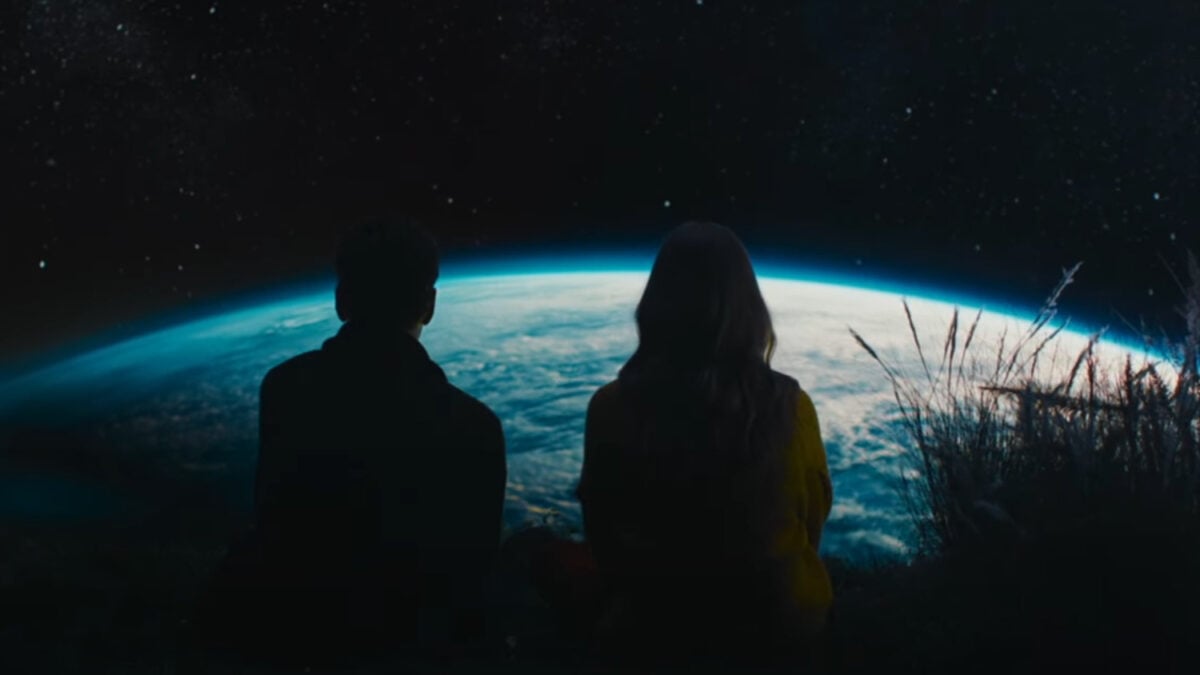 Colin Farrell And Margot Robbie's New Rom Com Looks Like A Mind Bending Trip