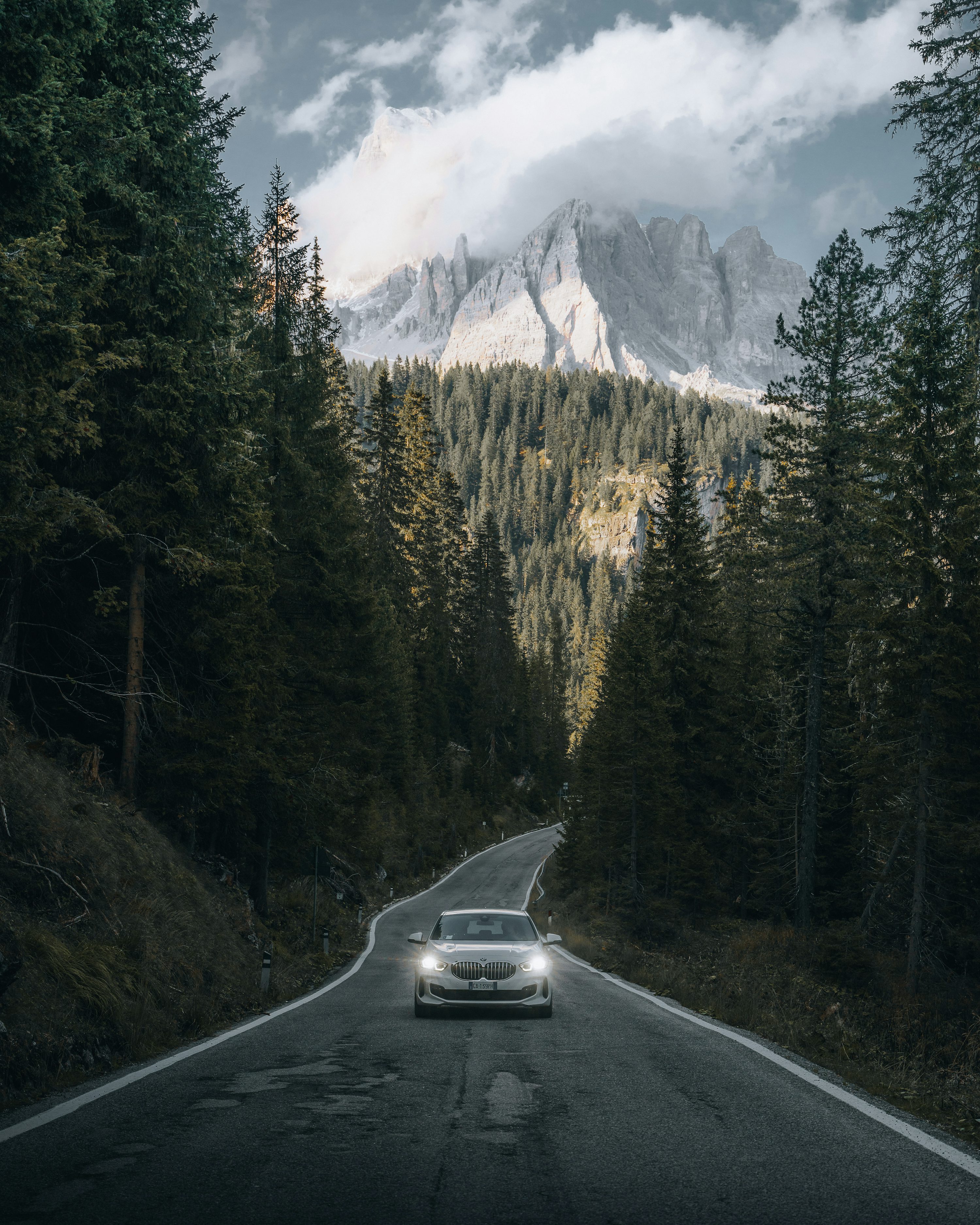 Car Road Picture [HD]. Download Free Image