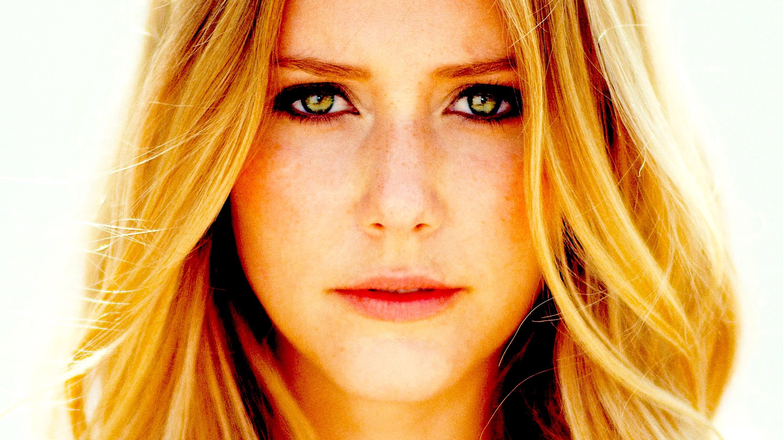 Download Actress Blonde Celebrity Julianna Guill Image