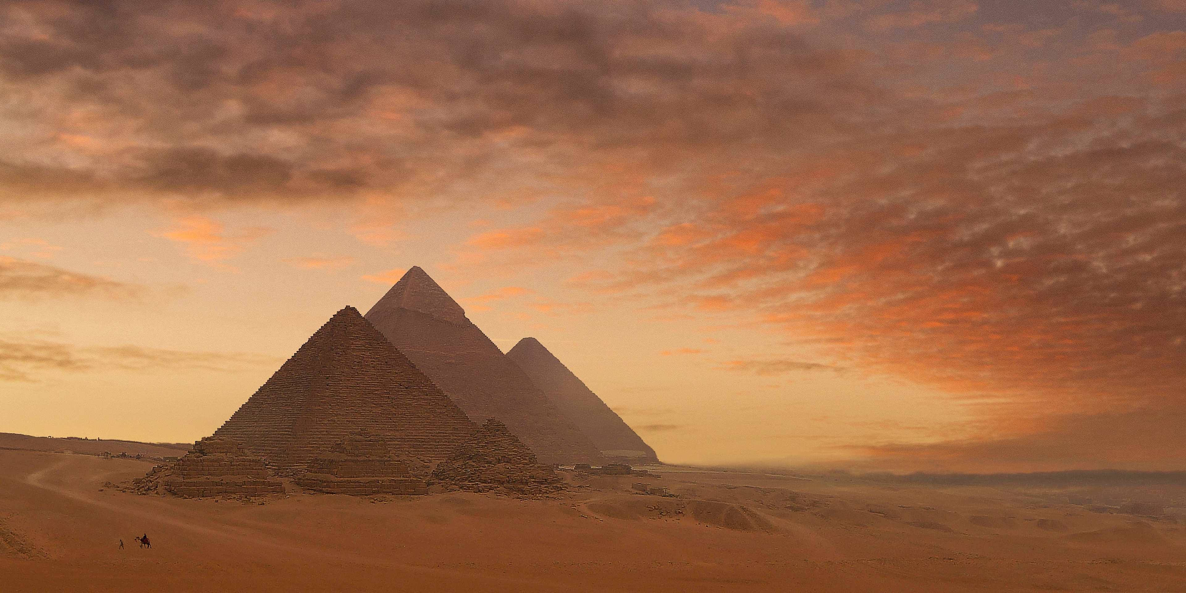 Awe Inspiring Photo Of The Ancient Pyramids Of Egypt