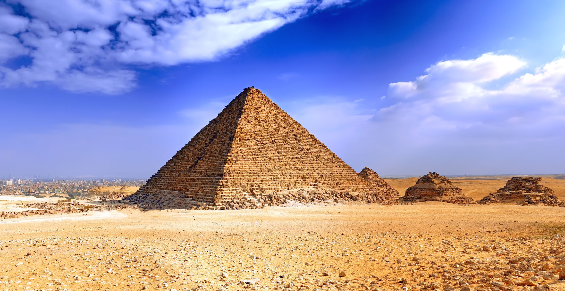 Egypt pyramid beautiful landscape for your phone