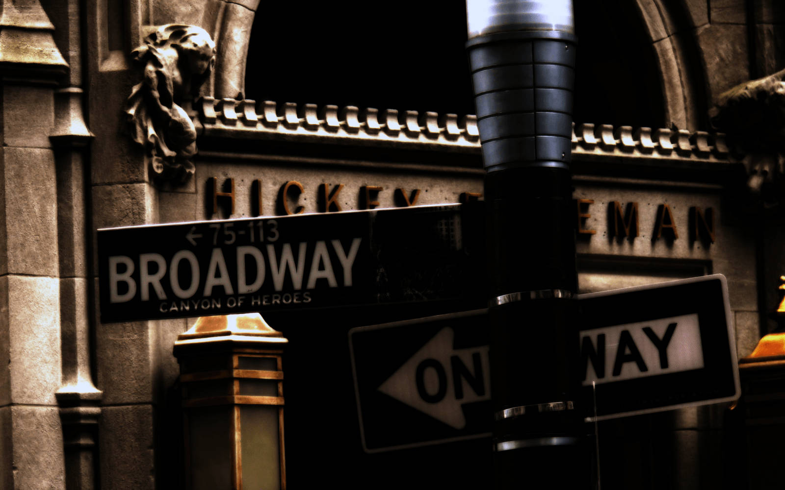 Broadway Wallpaper