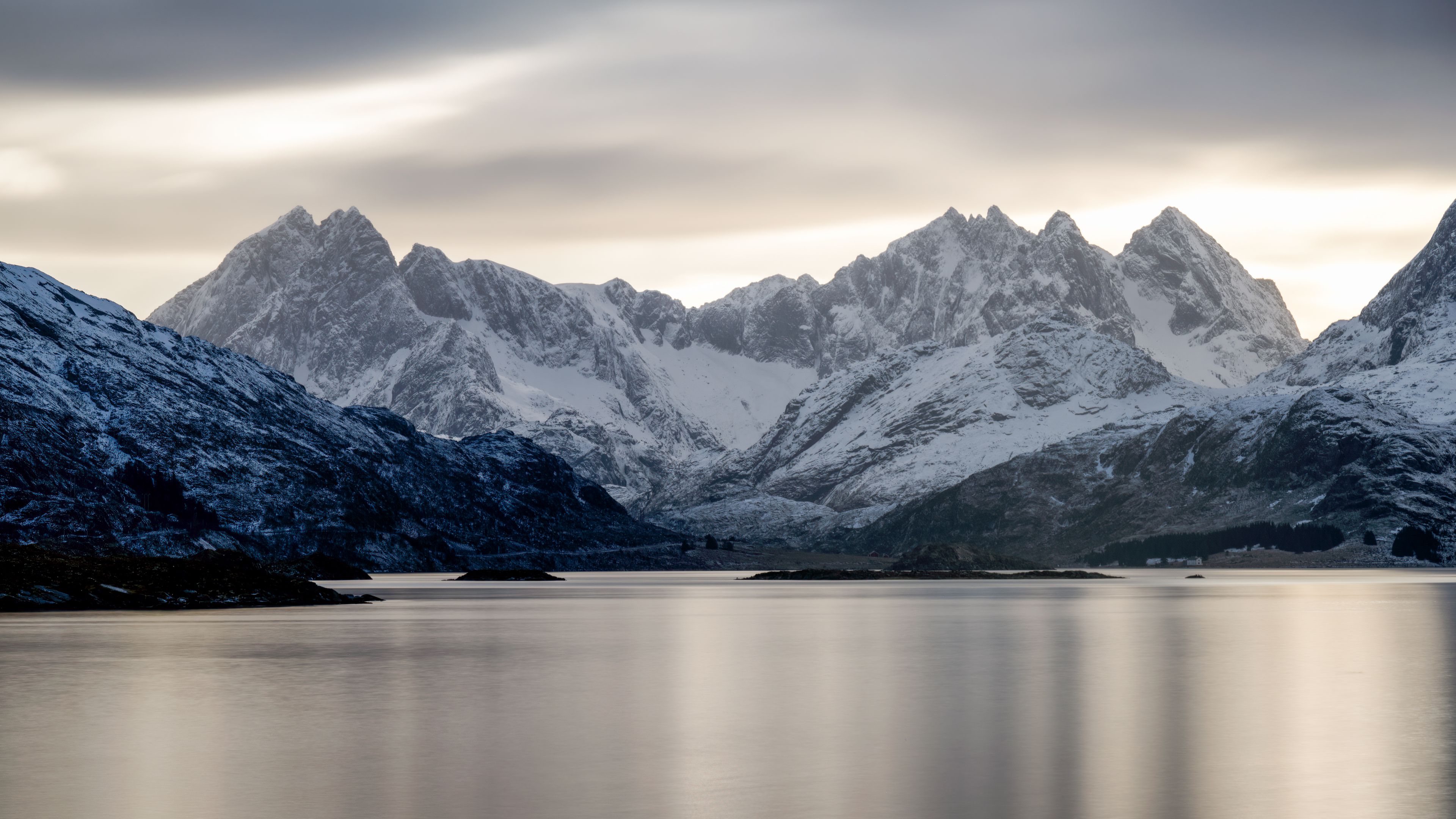 Download wallpaper 3840x2160 mountains, snow, lake, nature, landscape 4k uhd 16:9 HD background