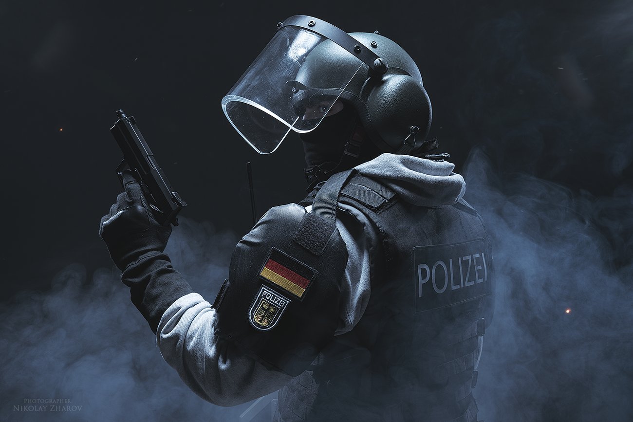 Rainbow Six Siege X Yourselves! Is Here To Take Victory With Their Mind Blowing Blitz Cosplay