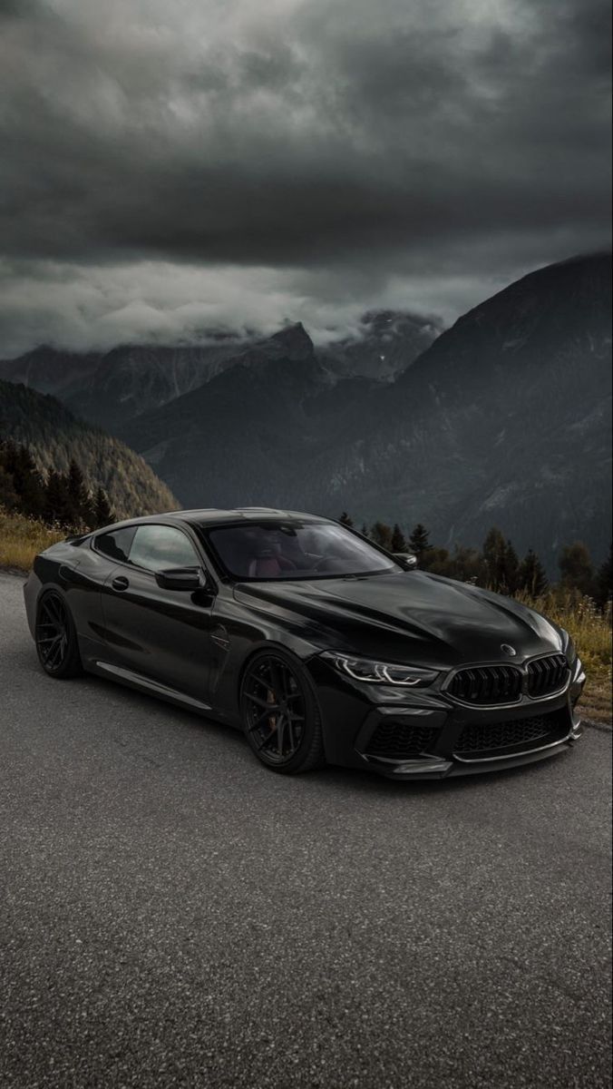 Black BMW M8