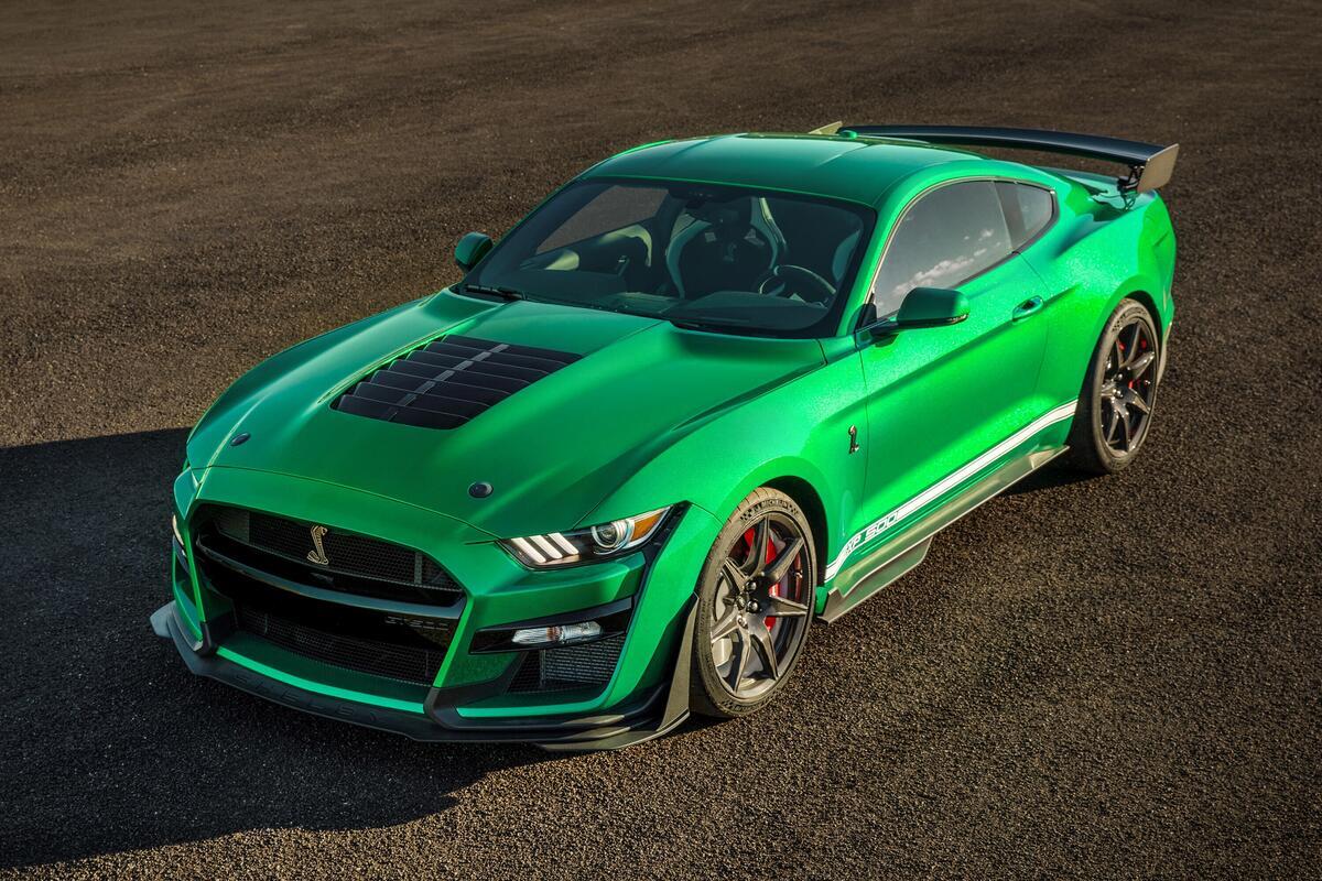 Bright green Ford Mustang Shelby GT500 · free photo from godlike and wallpaper