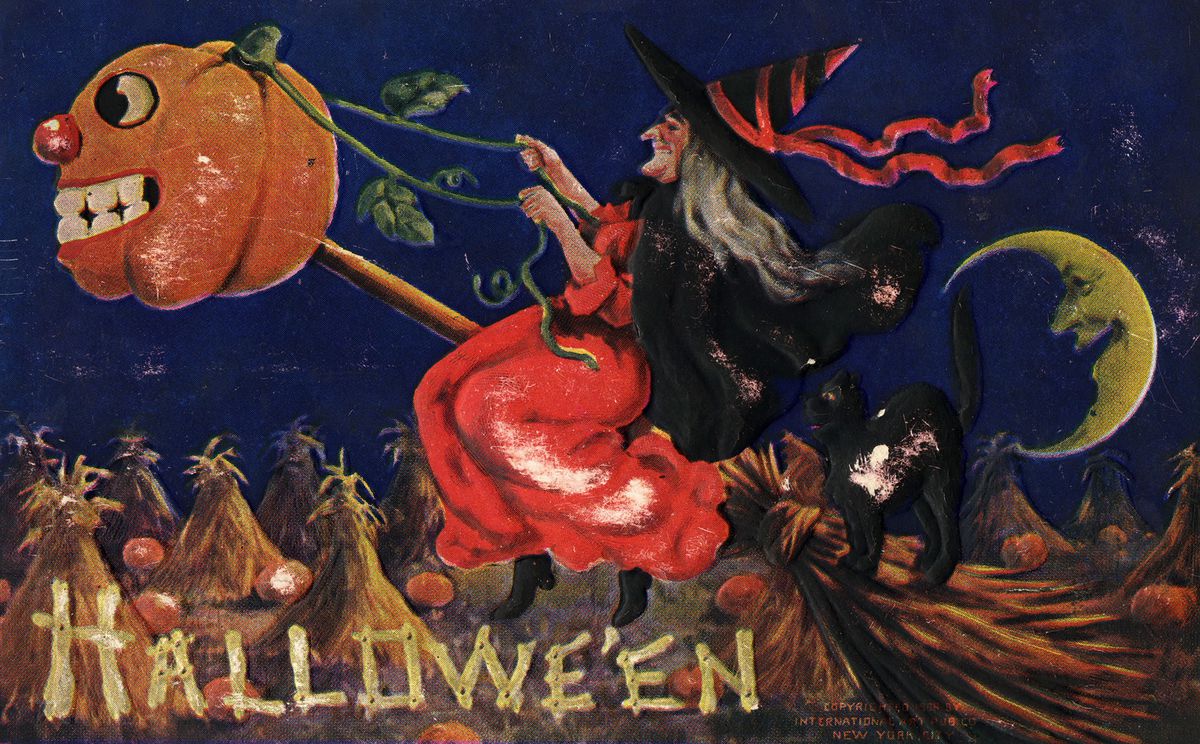These vintage Halloween postcards are everything